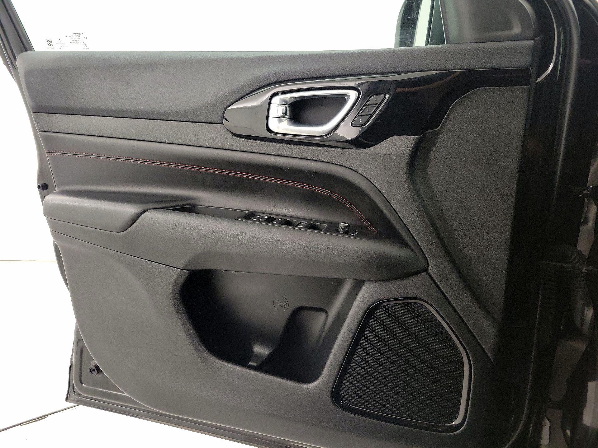 Thumbnail: 2022 Jeep Compass - 12