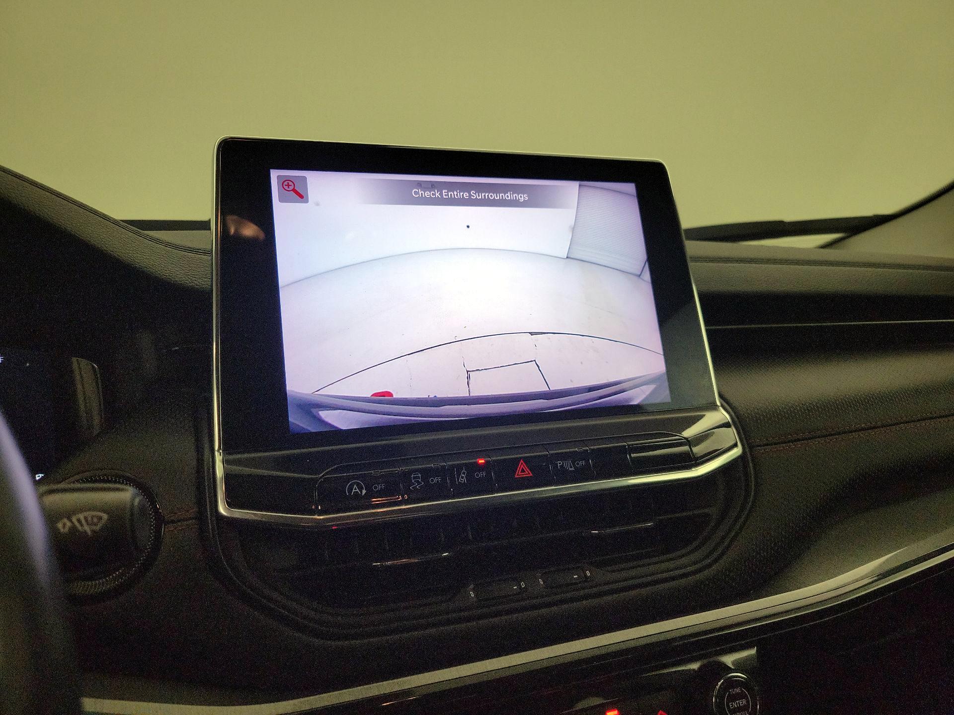 Thumbnail: 2022 Jeep Compass - 14