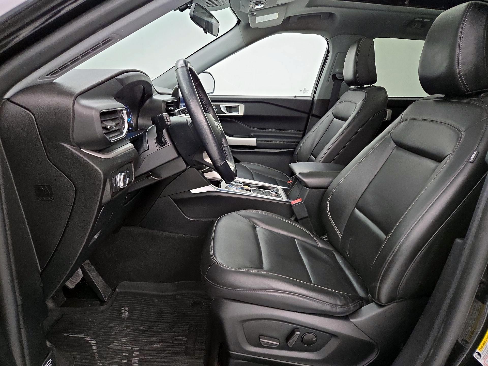 Thumbnail: 2022 Ford Explorer - 11