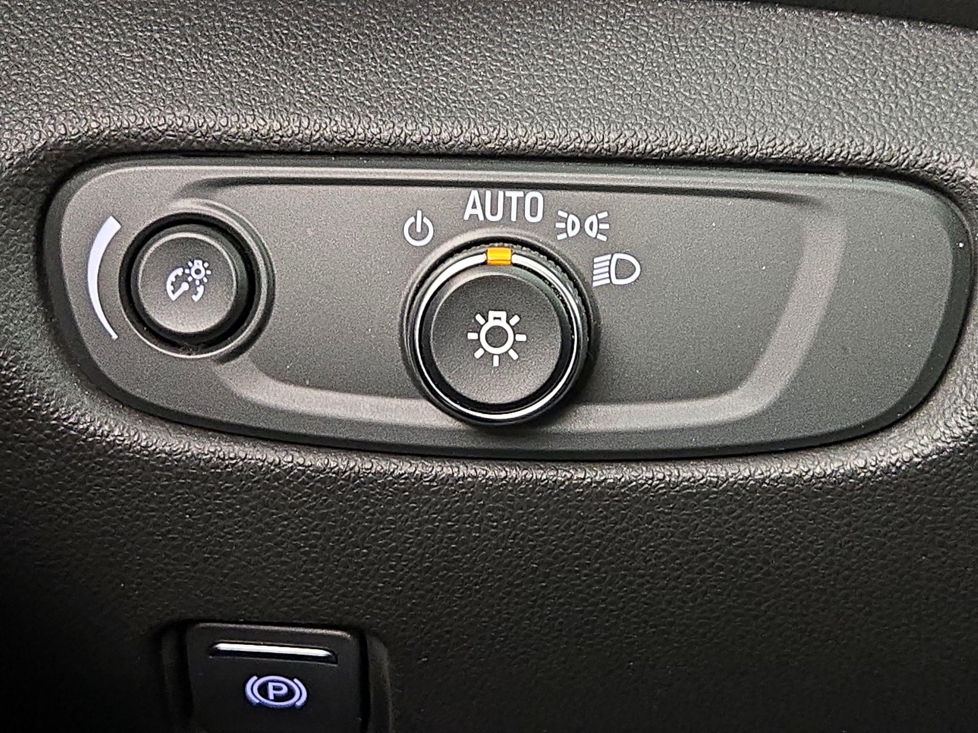 Thumbnail: 2021 Chevrolet Blazer - 13