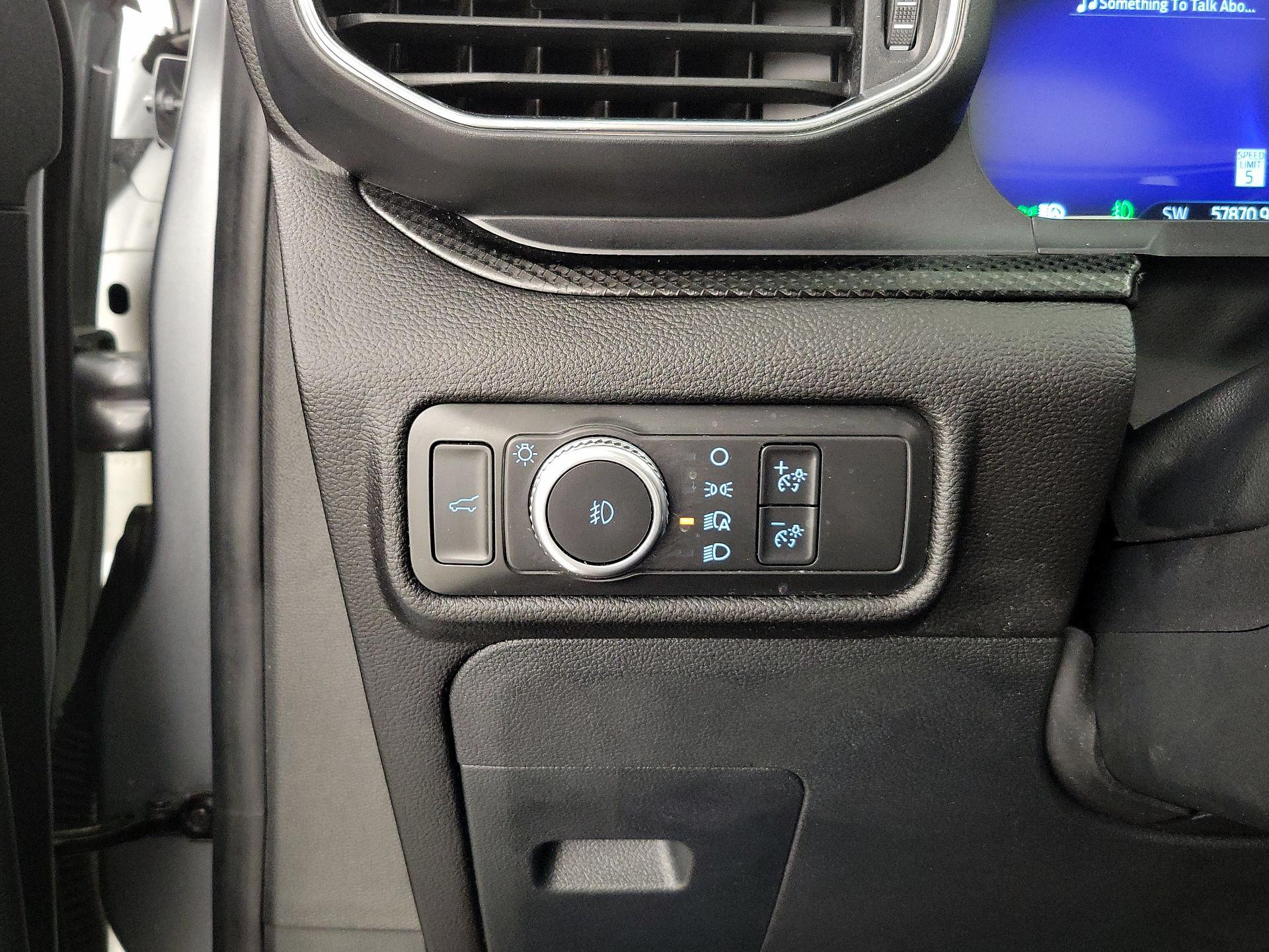 Thumbnail: 2022 Ford Explorer - 13