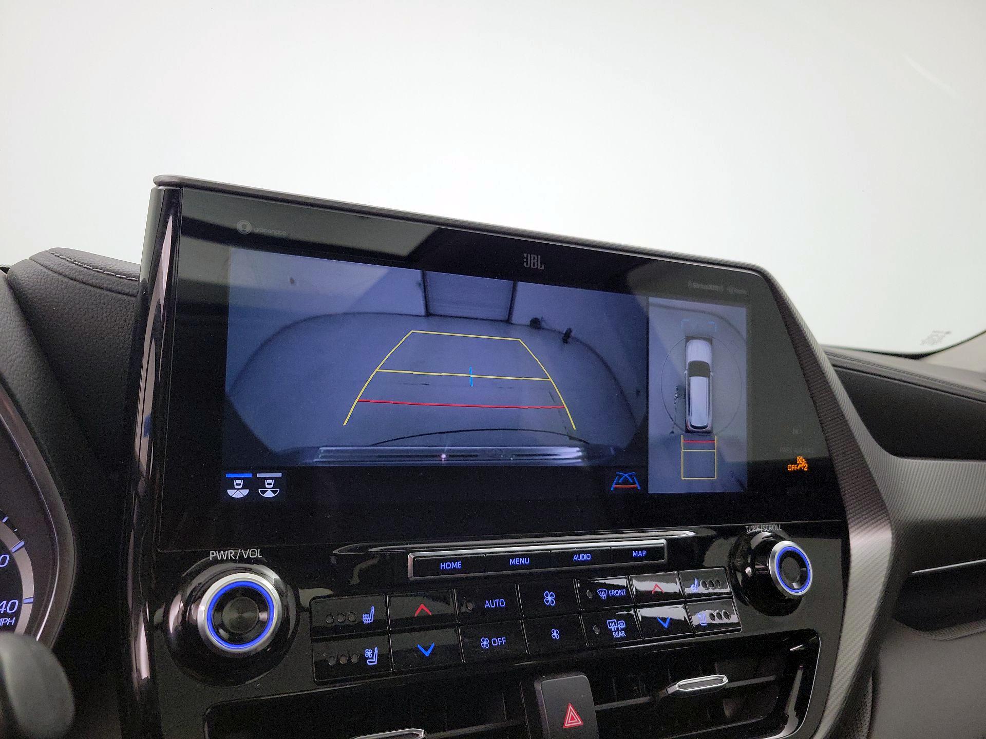 Thumbnail: 2021 Toyota Highlander - 15