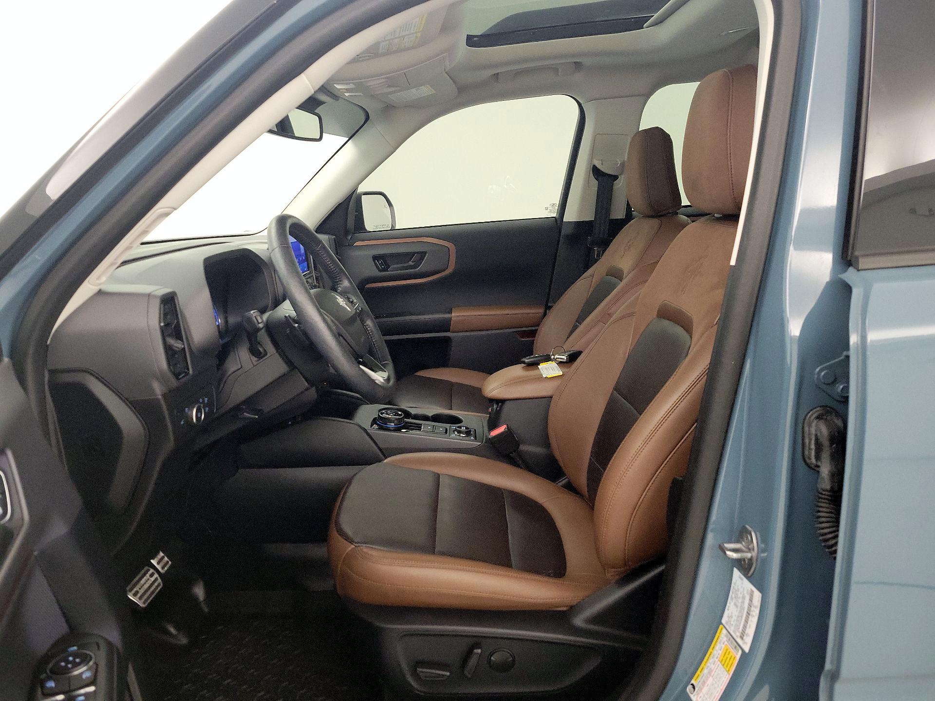 Thumbnail: 2021 Ford Bronco Sport - 11