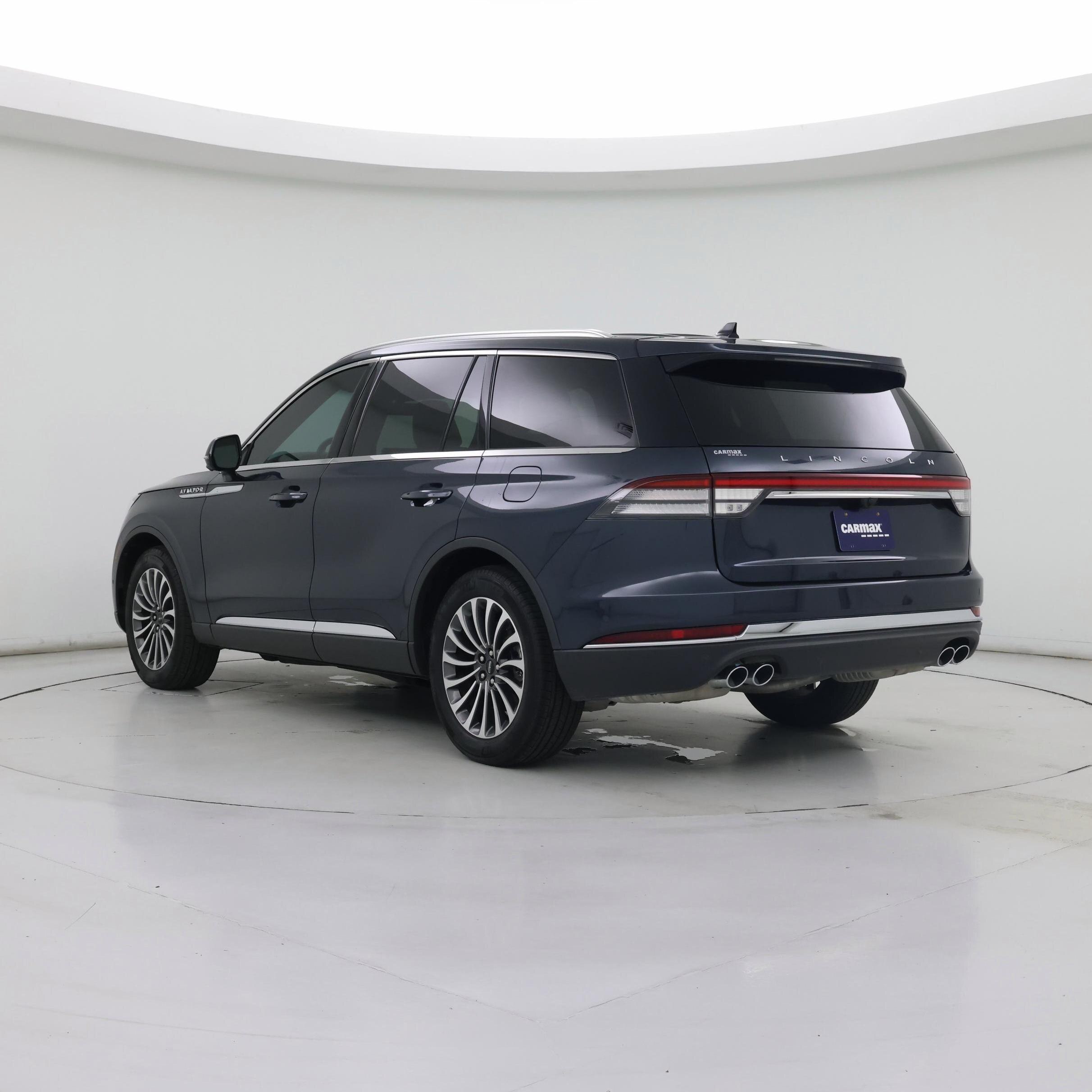 Thumbnail: 2022 Lincoln Aviator - 2