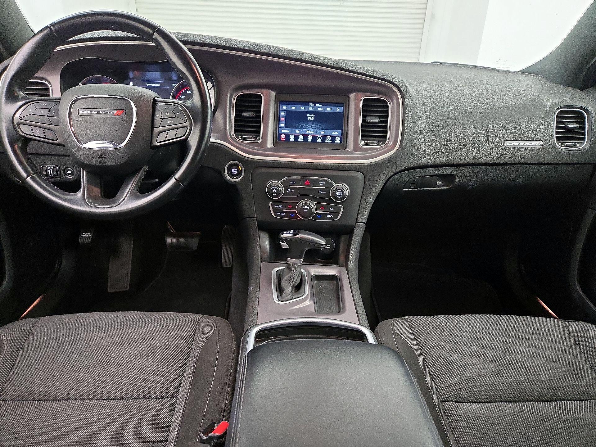 Thumbnail: 2022 Dodge Charger - 9