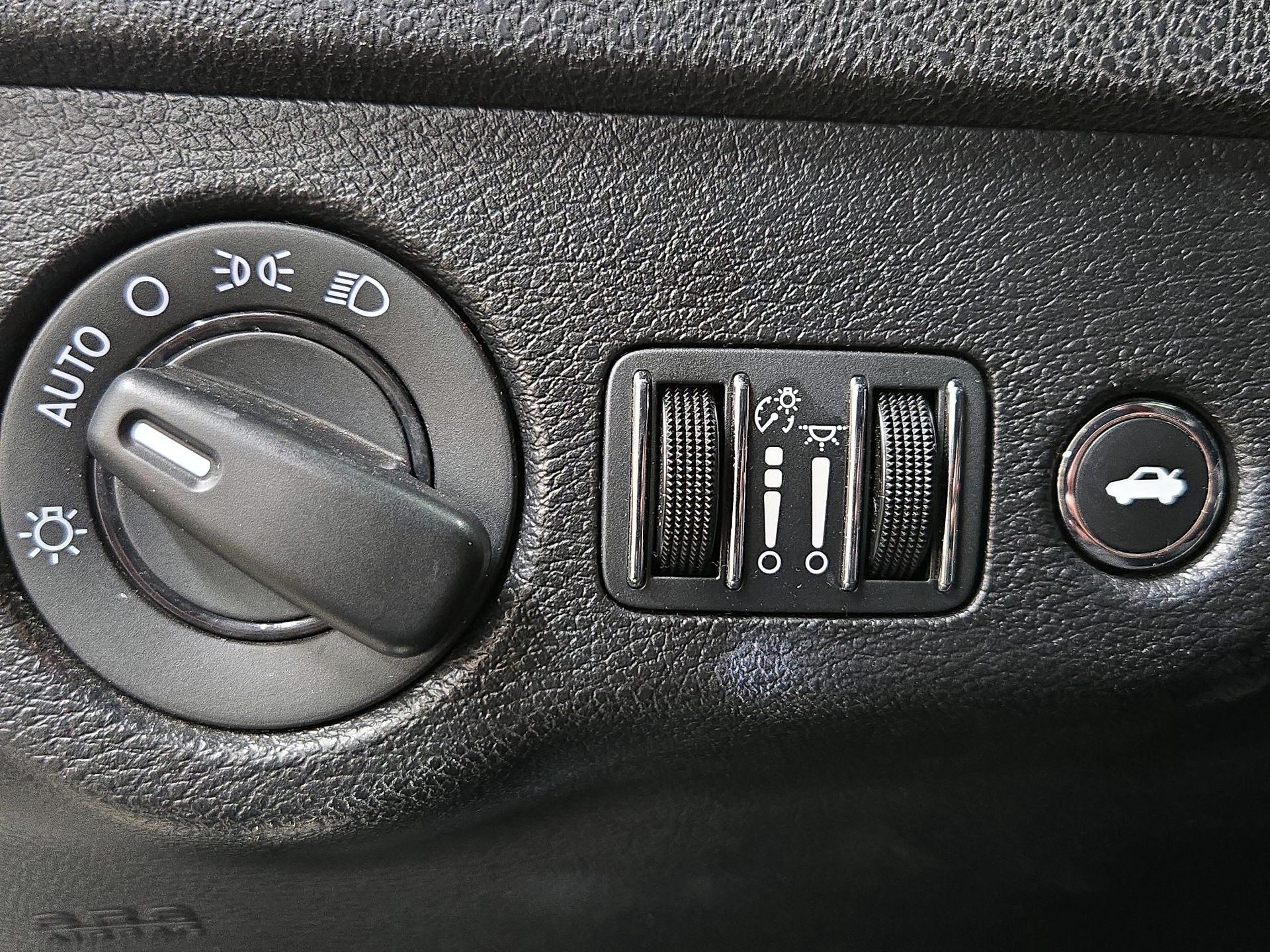 Thumbnail: 2022 Dodge Charger - 13