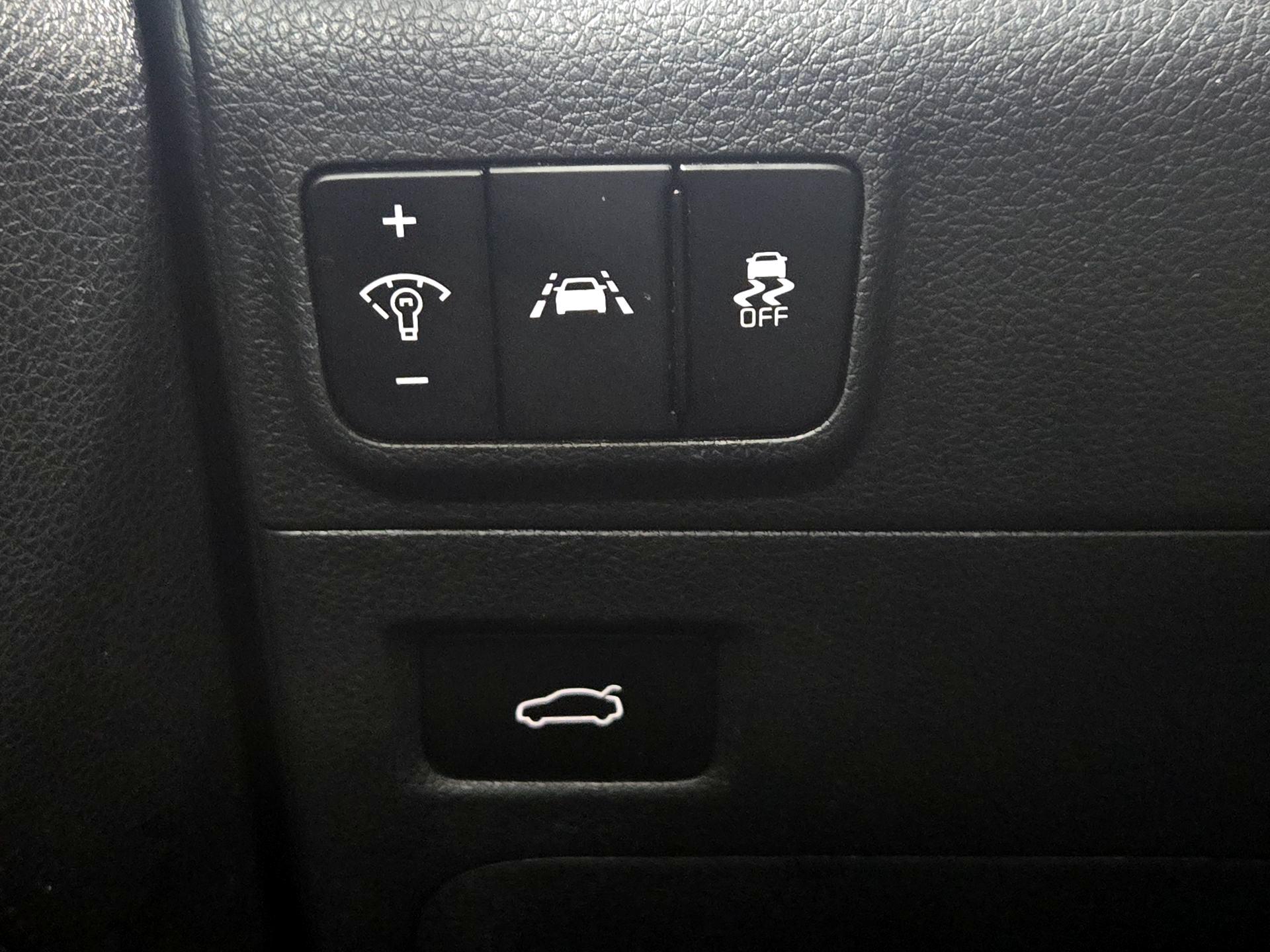 Thumbnail: 2022 Kia K5 - 13