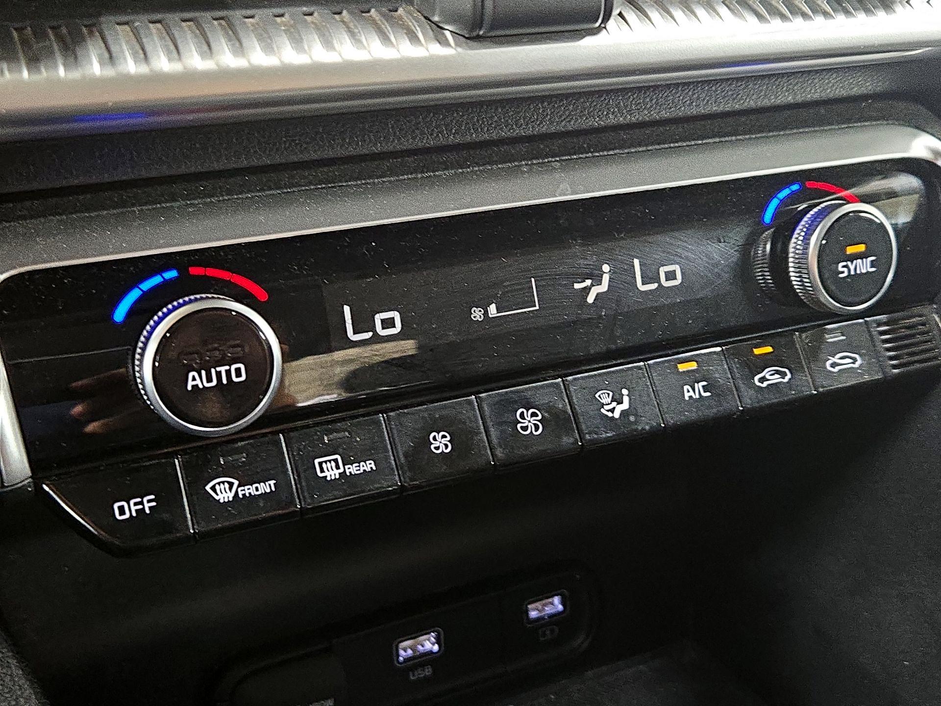 Thumbnail: 2022 Kia K5 - 16