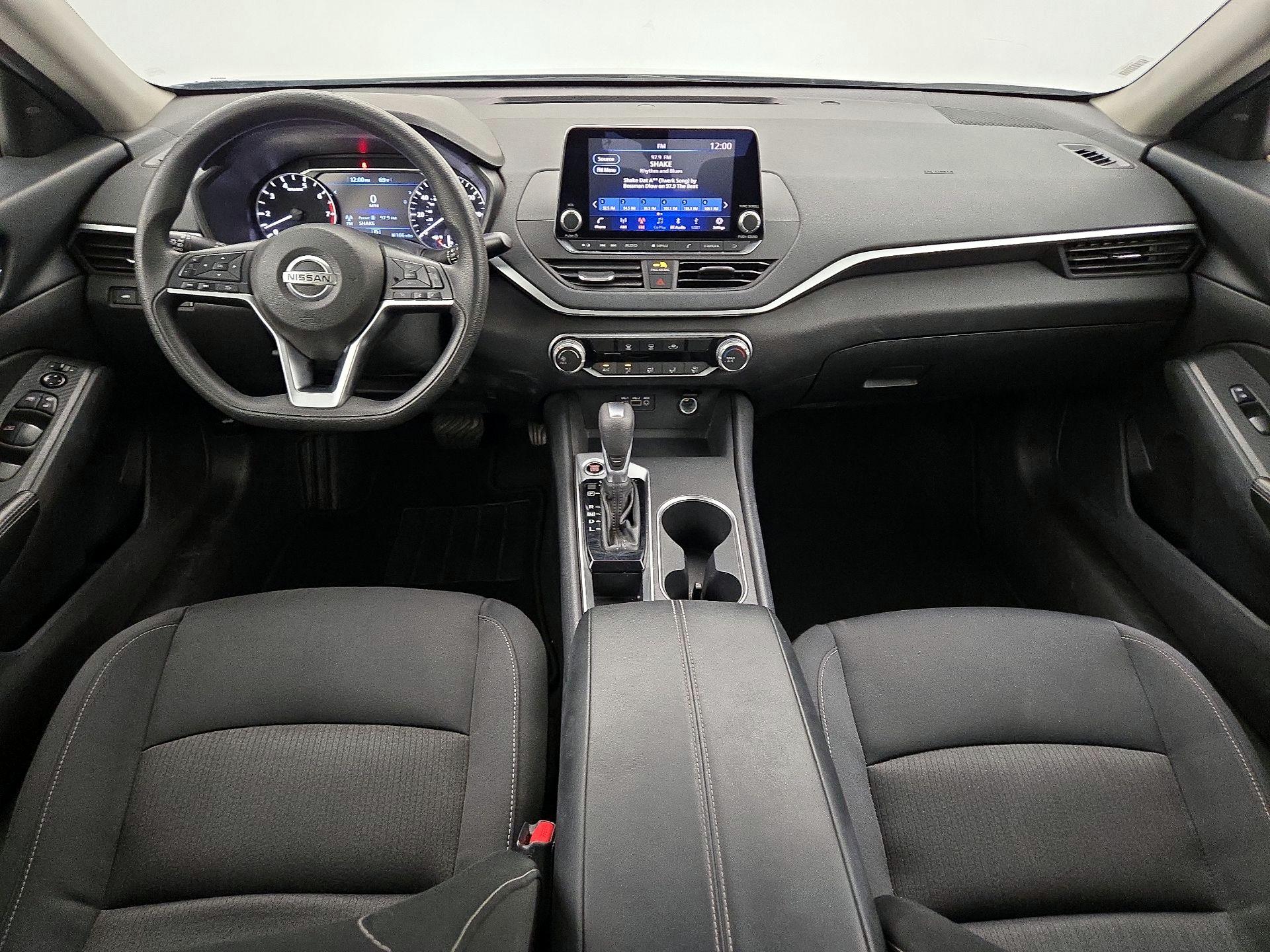 Thumbnail: 2022 Nissan Altima - 9