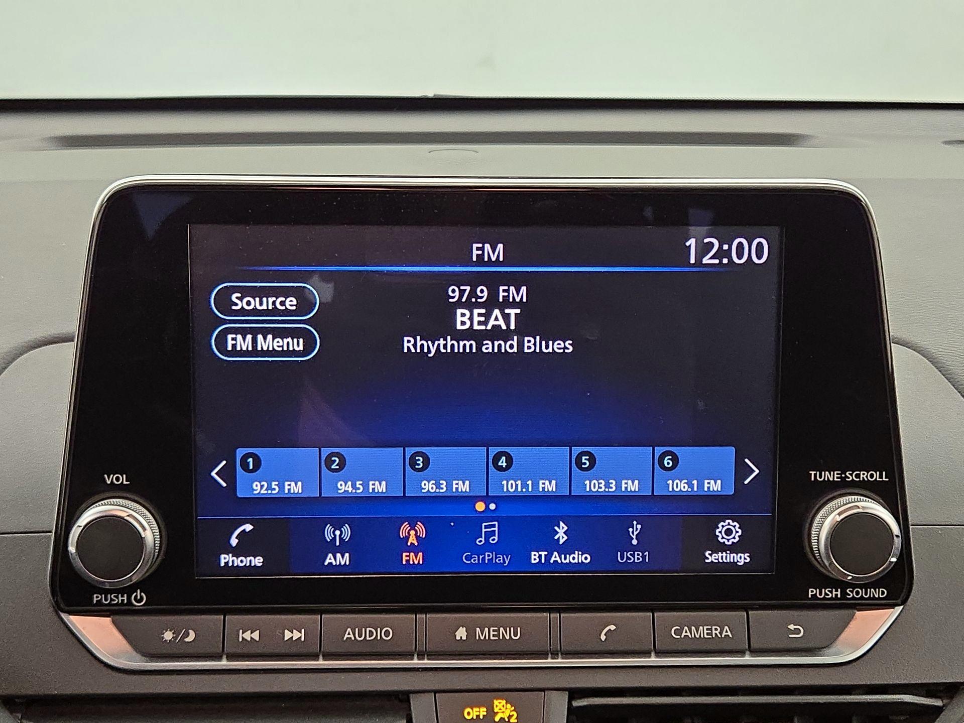 Thumbnail: 2022 Nissan Altima - 15