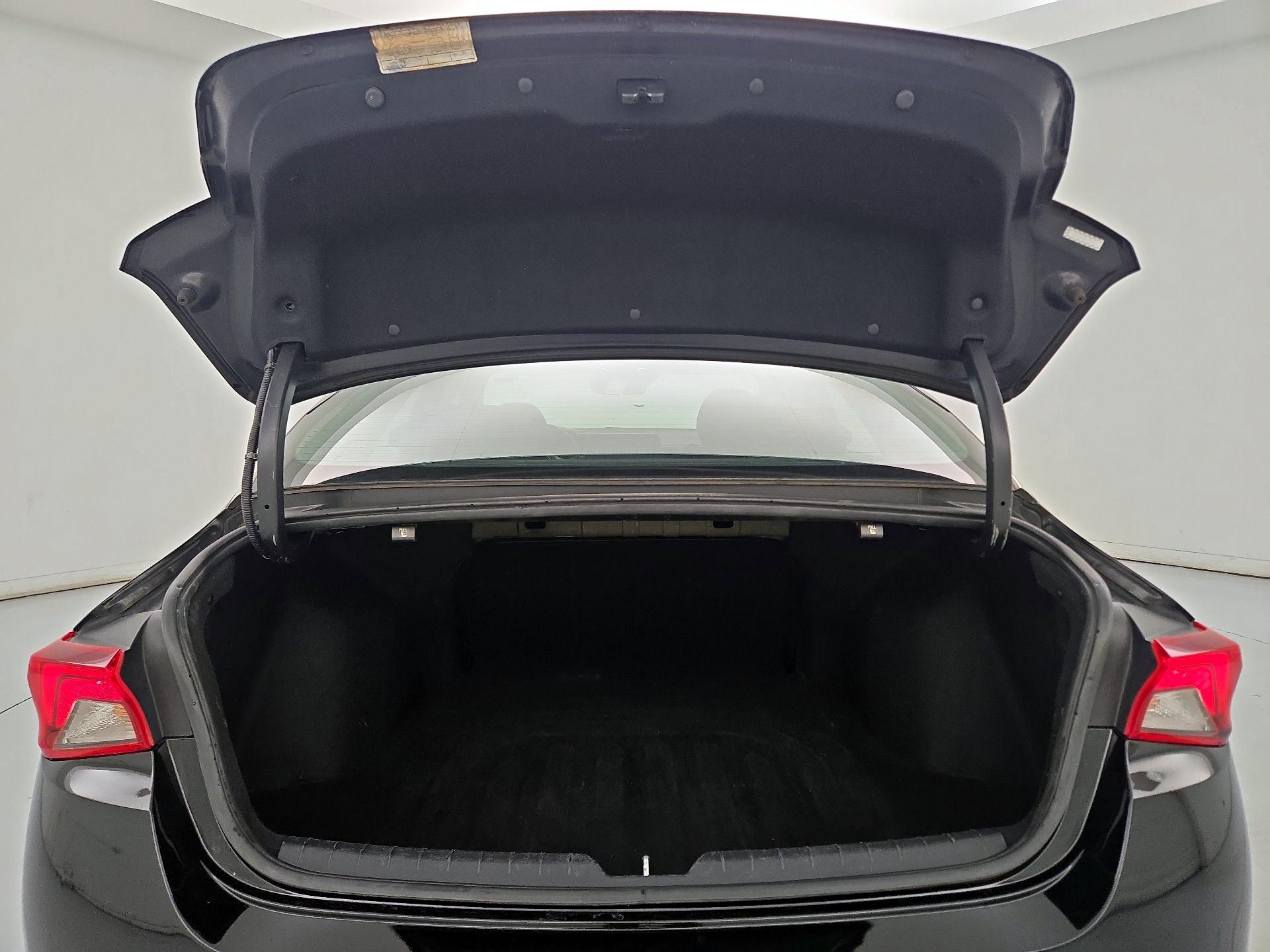 Thumbnail: 2022 Kia K5 - 20