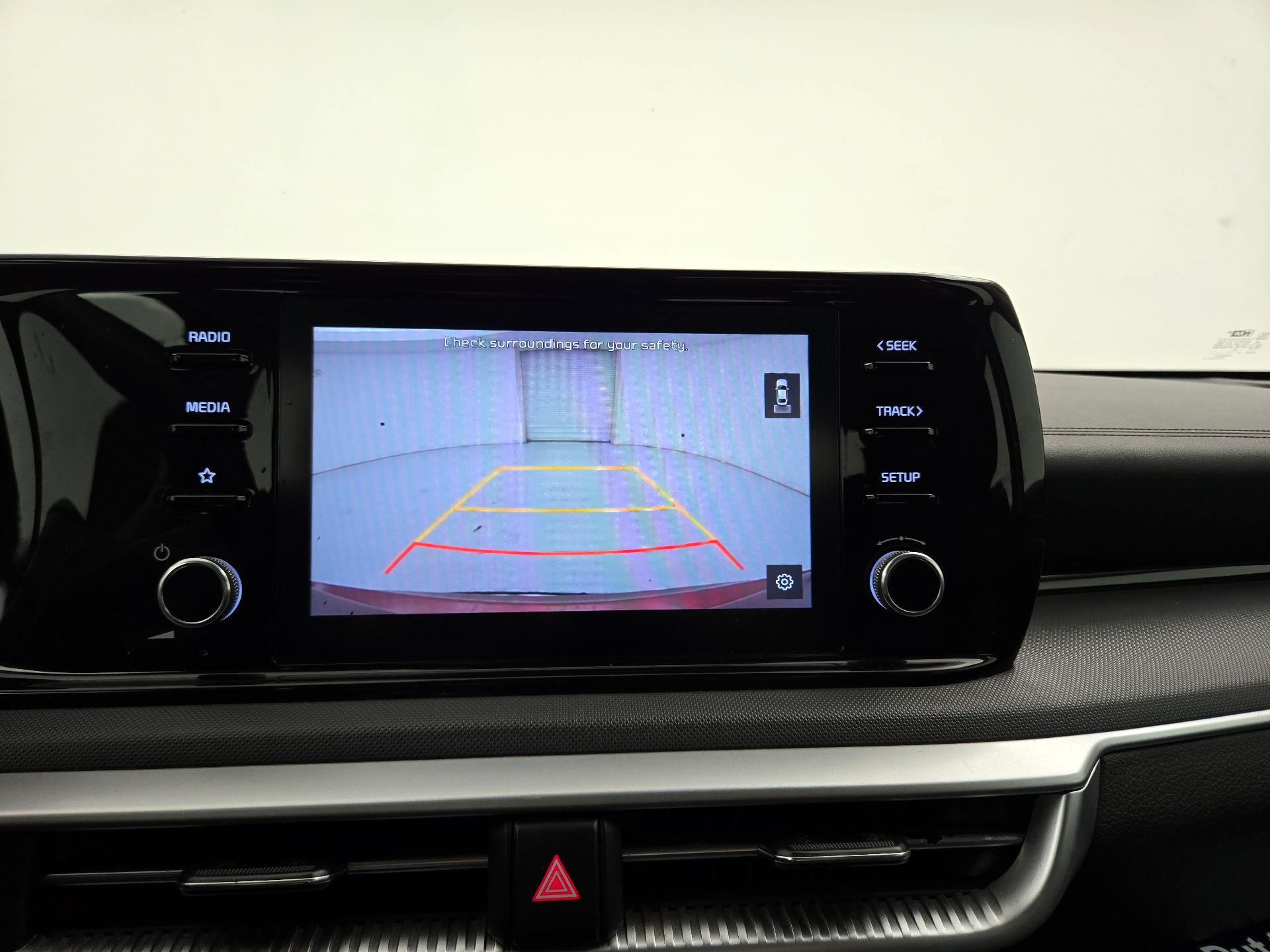 Thumbnail: 2022 Kia K5 - 14