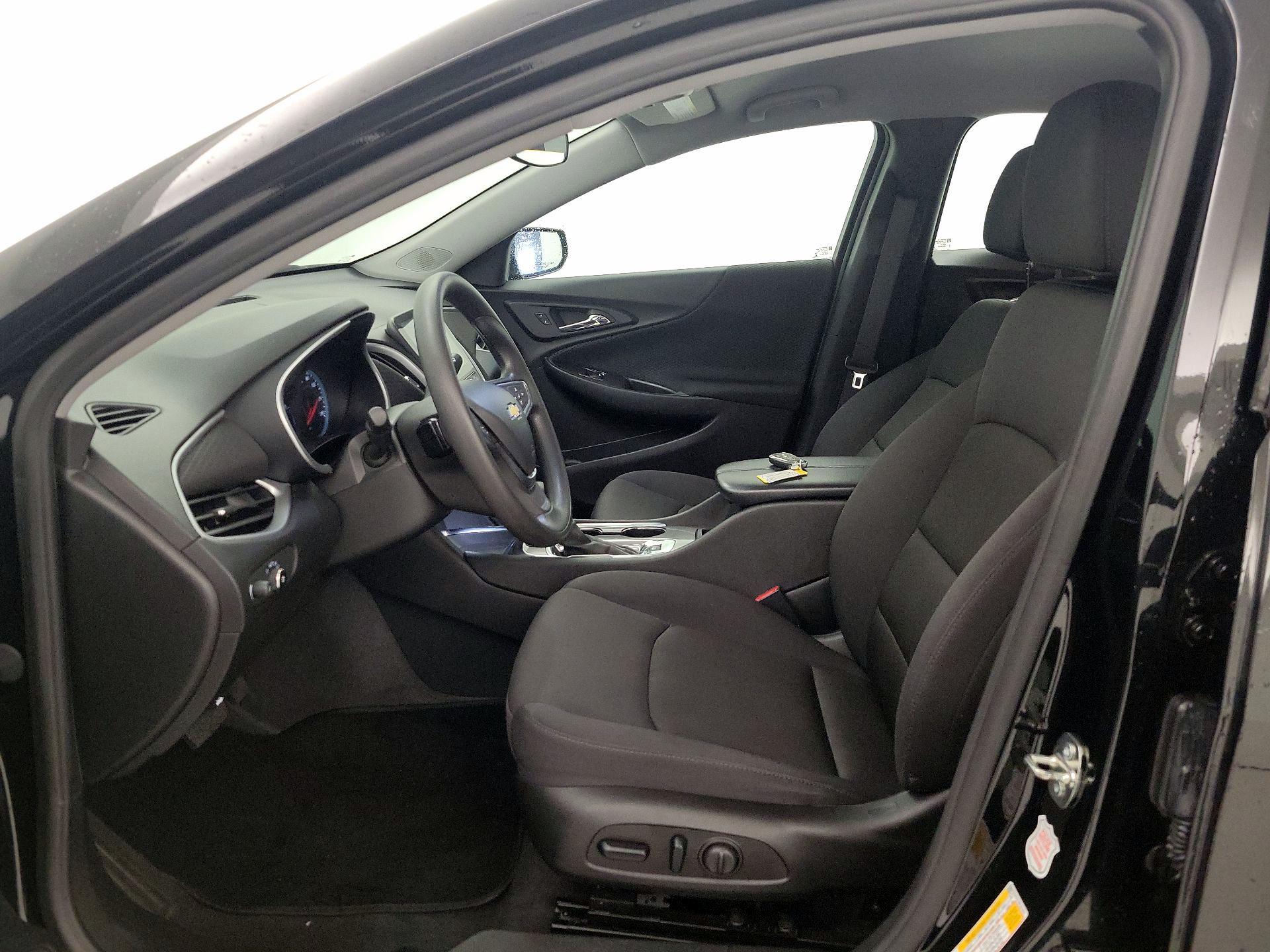 Thumbnail: 2023 Chevrolet Malibu - 11