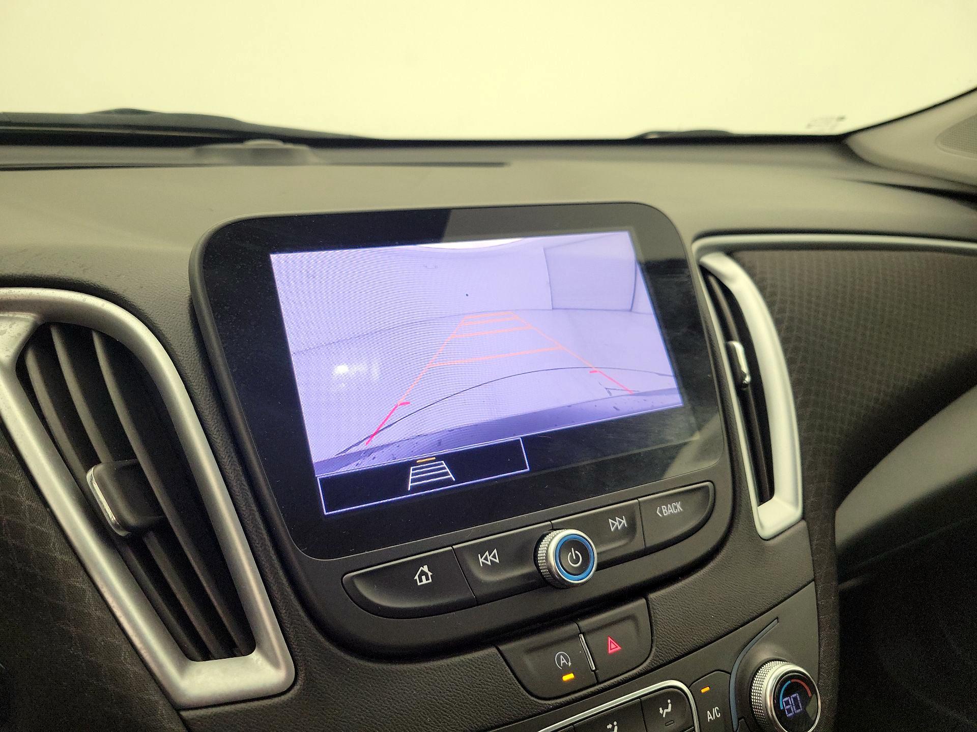 Thumbnail: 2023 Chevrolet Malibu - 14