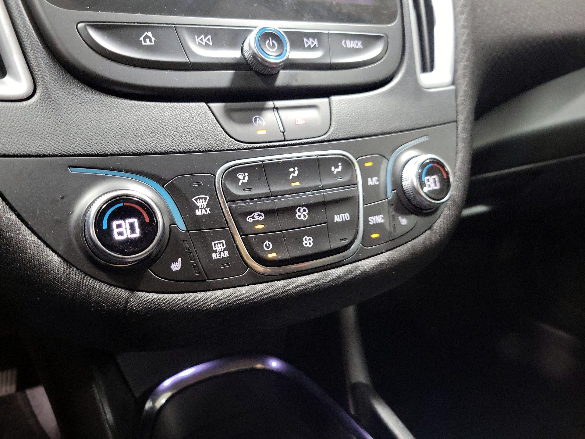 Thumbnail: 2023 Chevrolet Malibu - 16