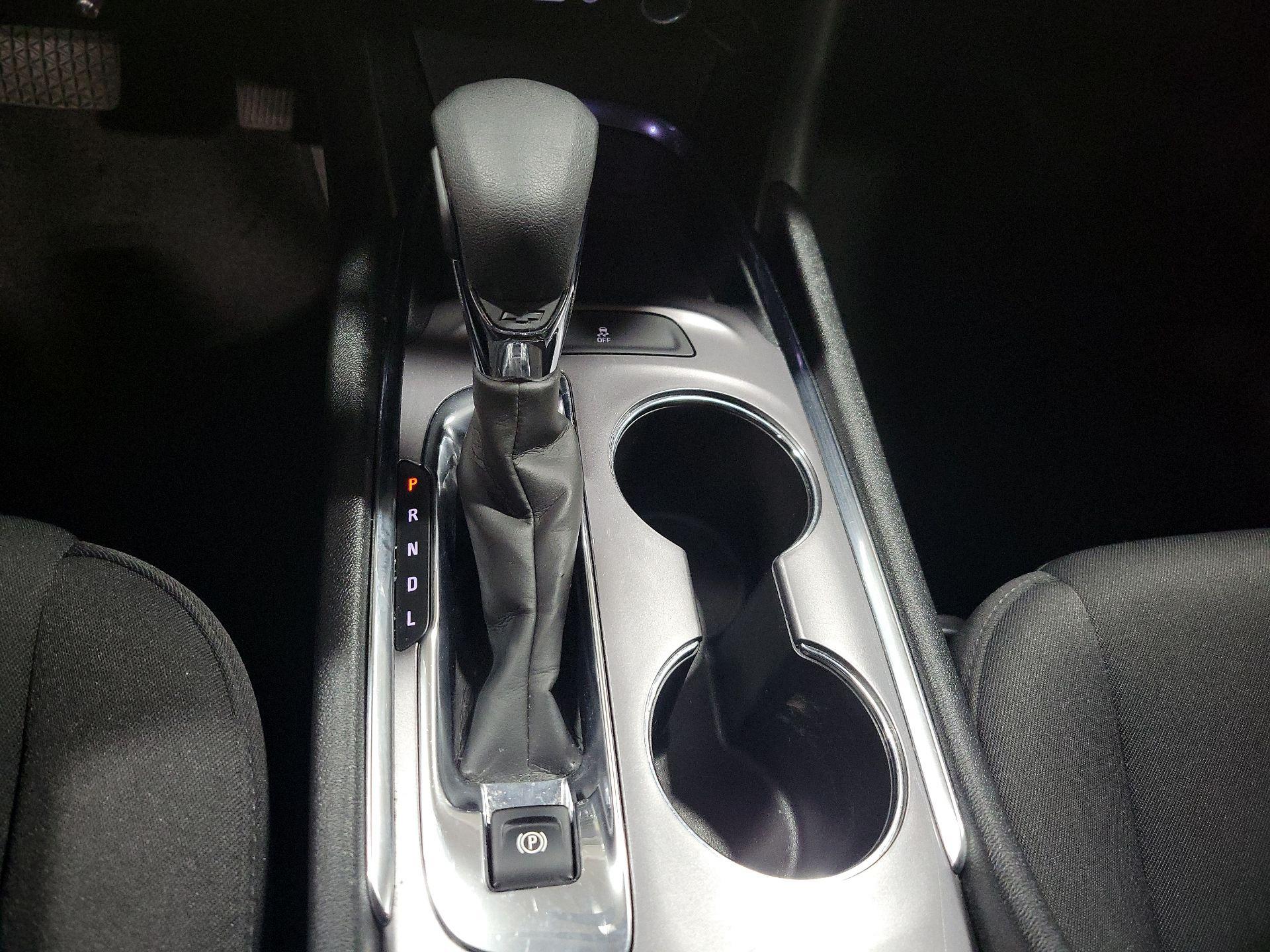 Thumbnail: 2023 Chevrolet Malibu - 17