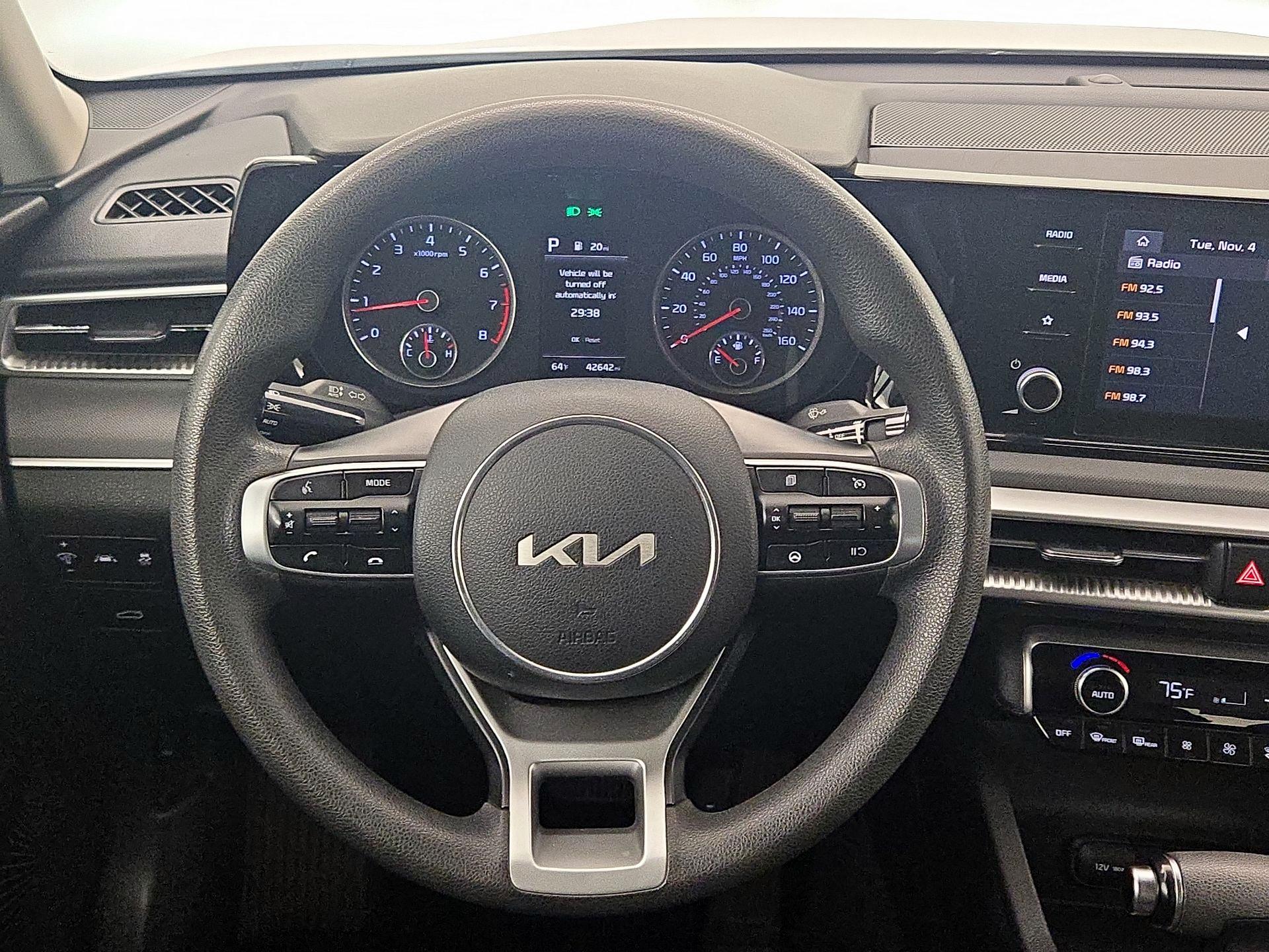 Thumbnail: 2022 Kia K5 - 10