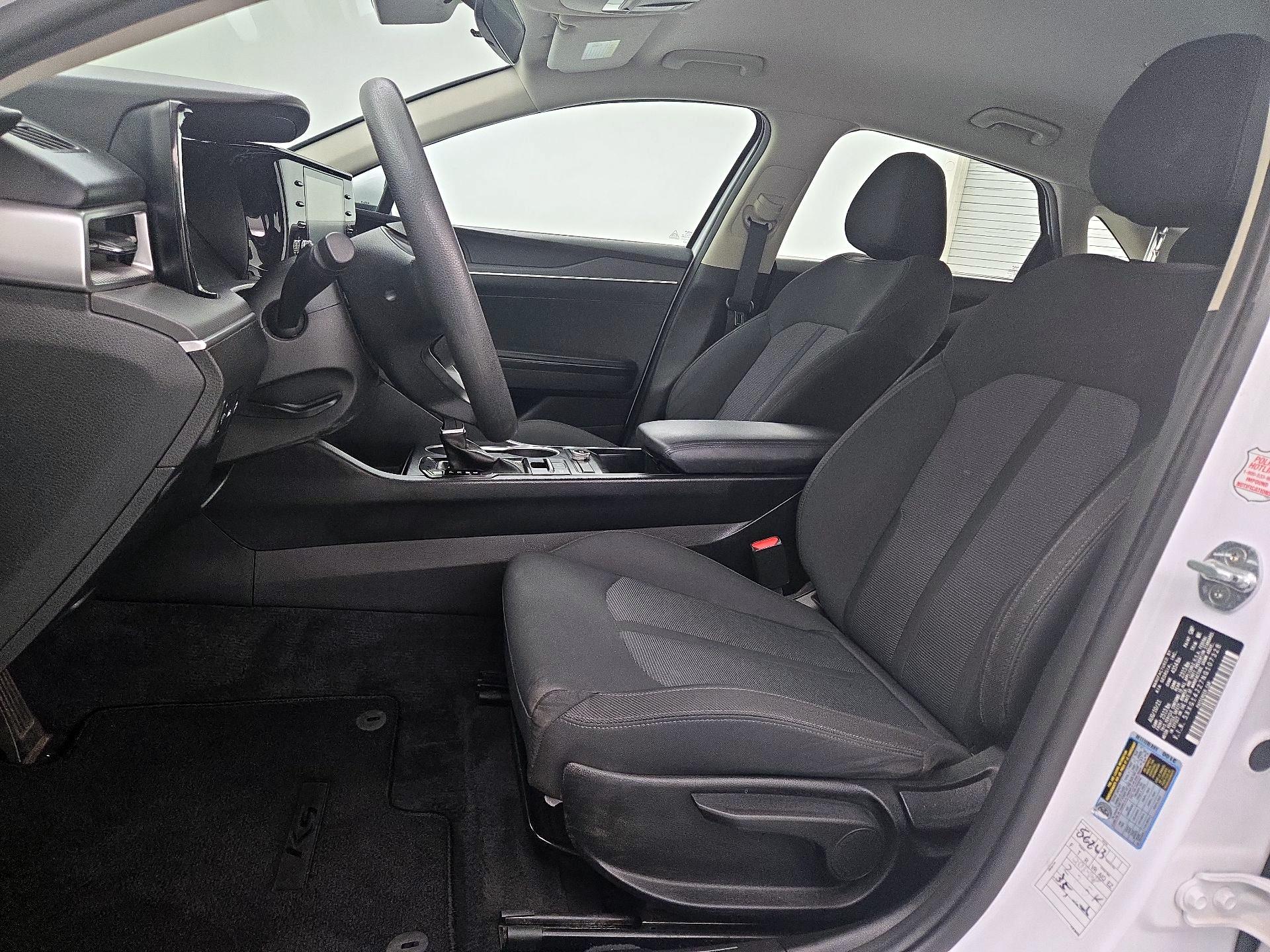 Thumbnail: 2022 Kia K5 - 11