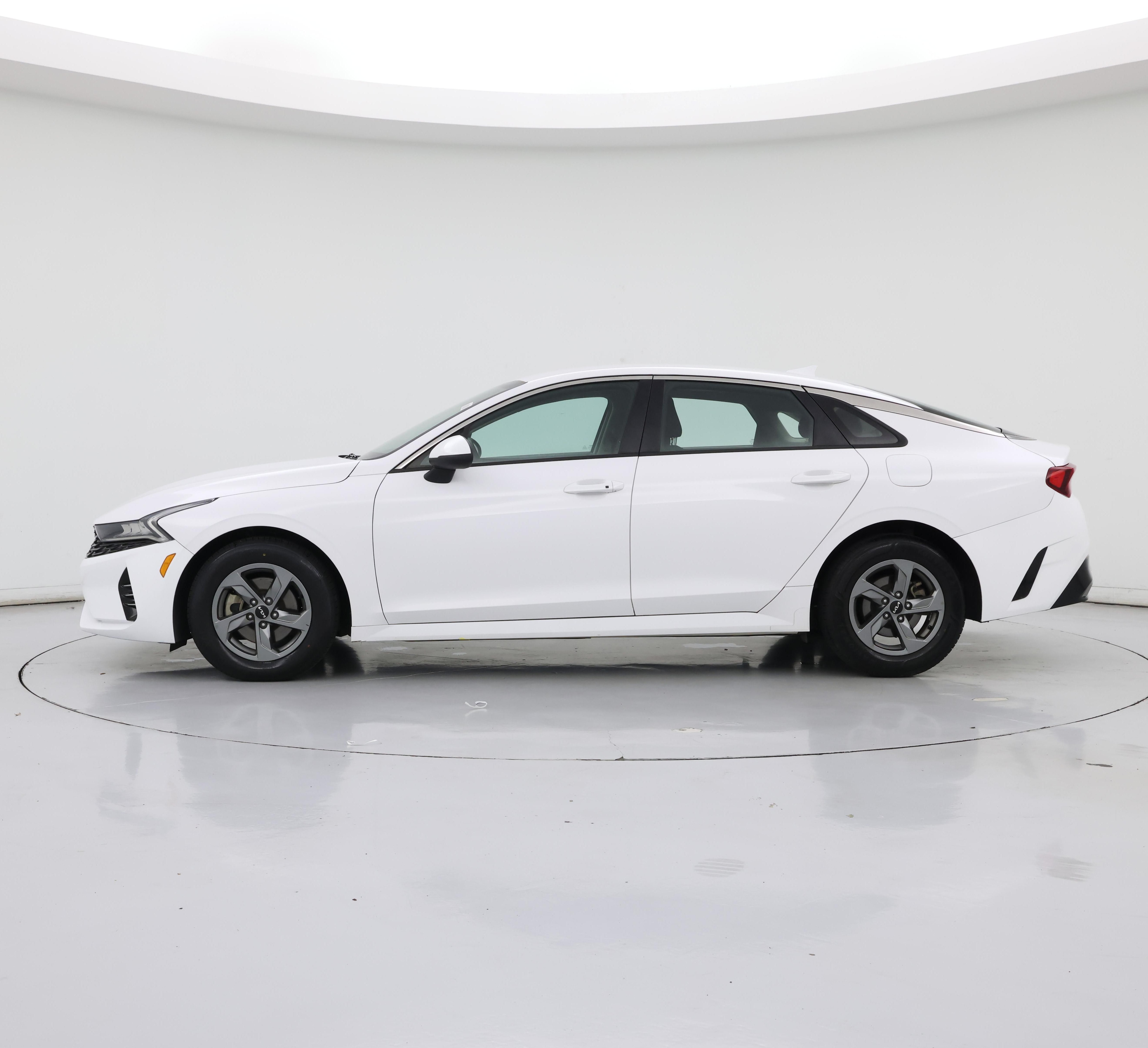 Thumbnail: 2022 Kia K5 - 3