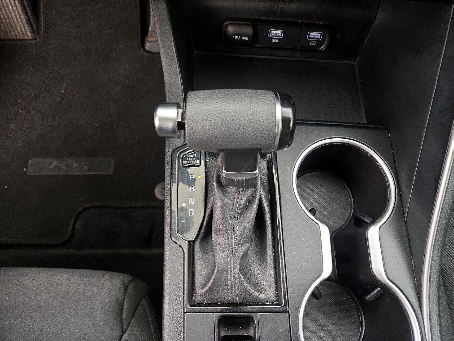 Thumbnail: 2022 Kia K5 - 16