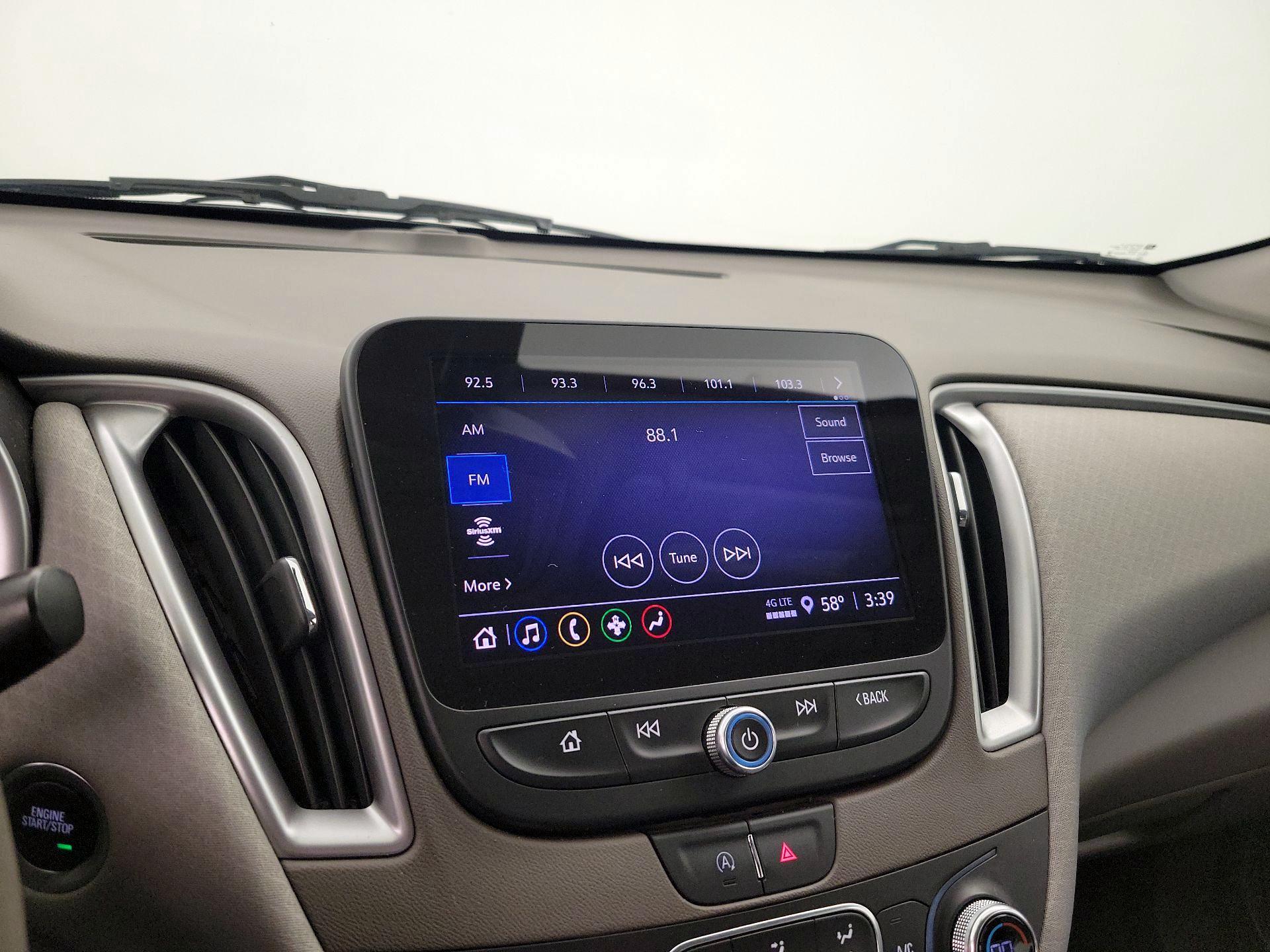 Thumbnail: 2022 Chevrolet Malibu - 15