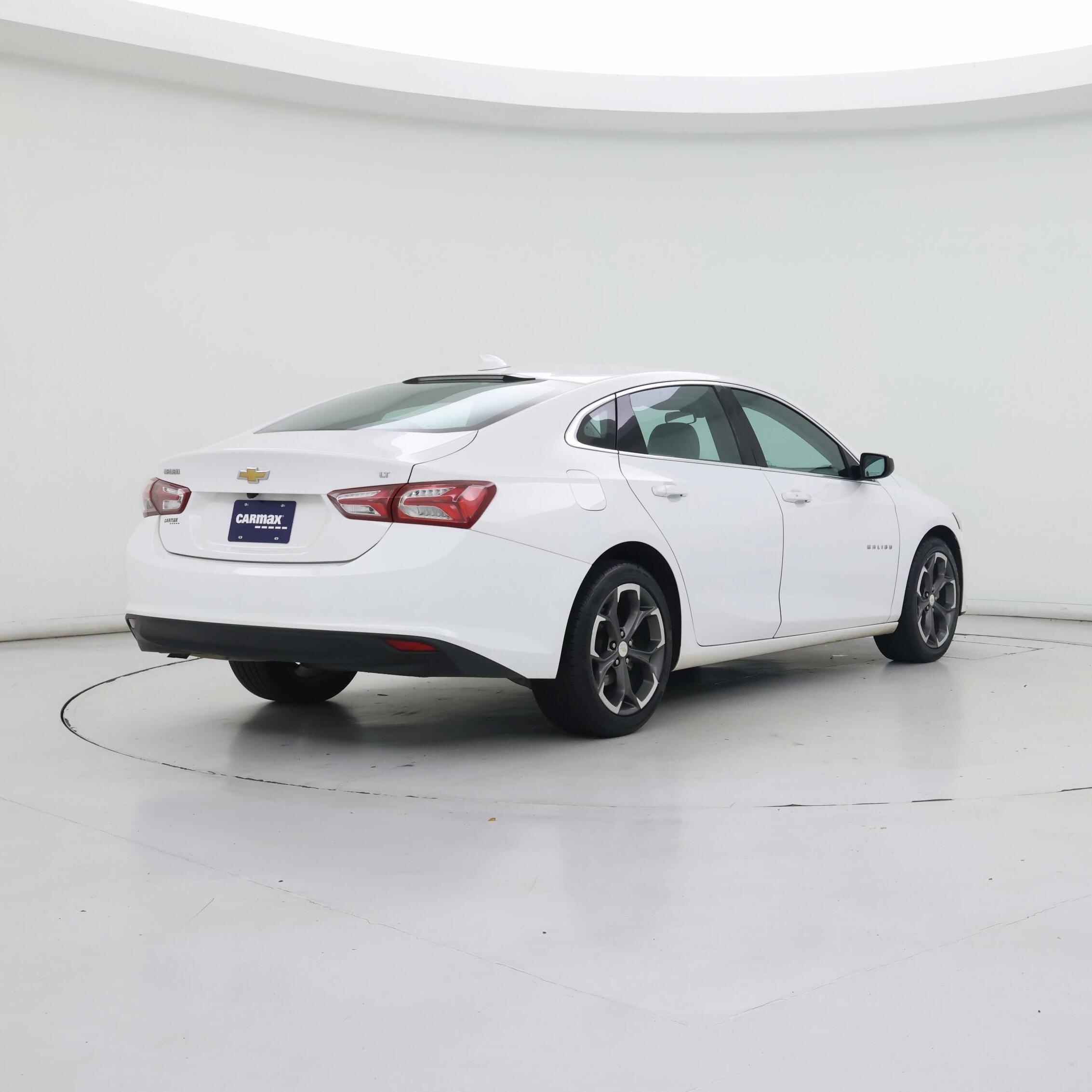 Thumbnail: 2022 Chevrolet Malibu - 8