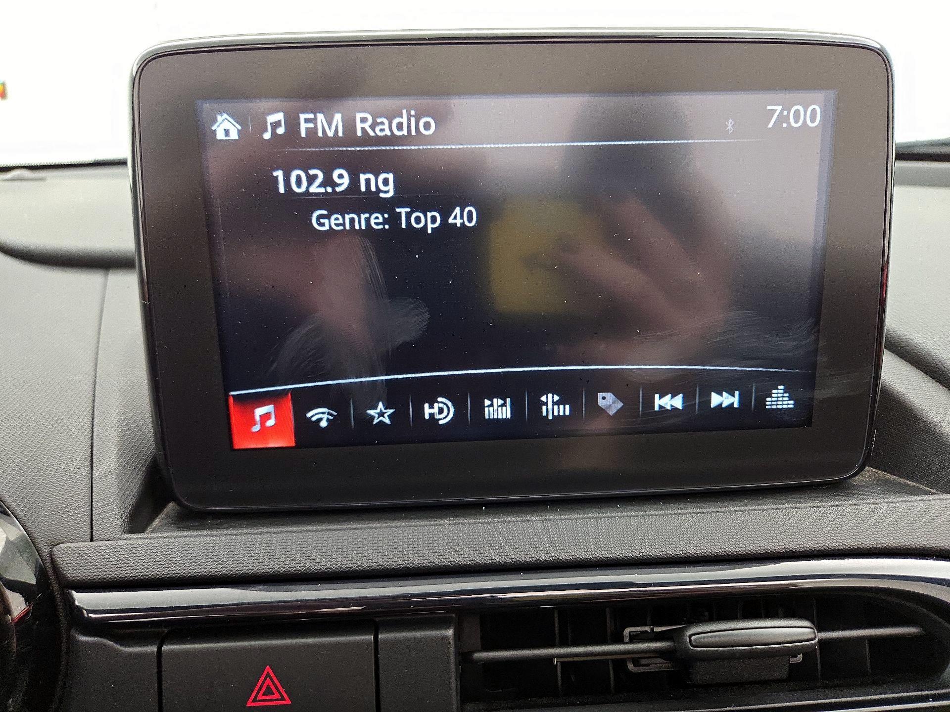 Thumbnail: 2021 Mazda MX-5 Miata - 14