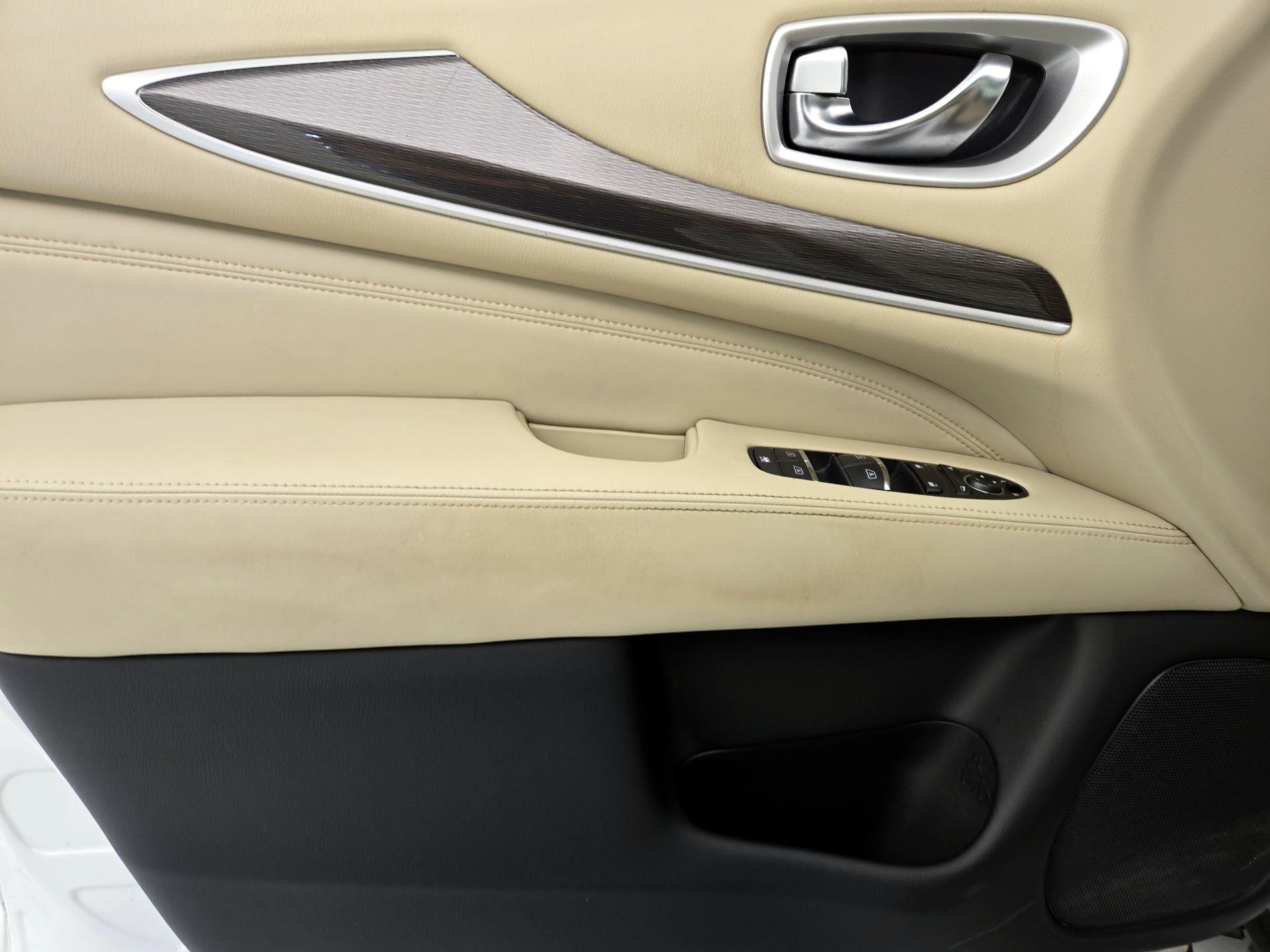 Thumbnail: 2020 INFINITI QX60 - 12