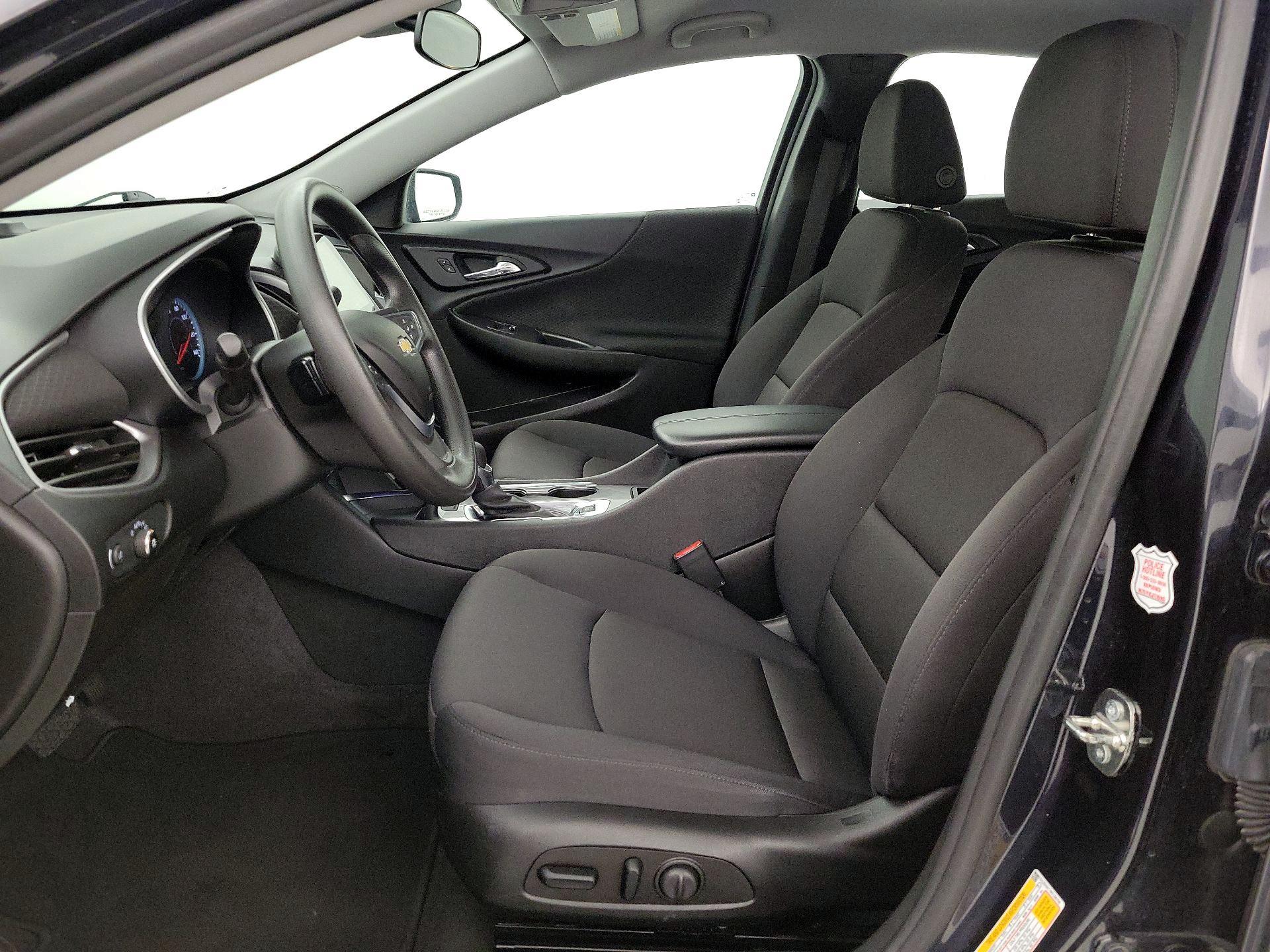 Thumbnail: 2023 Chevrolet Malibu - 11