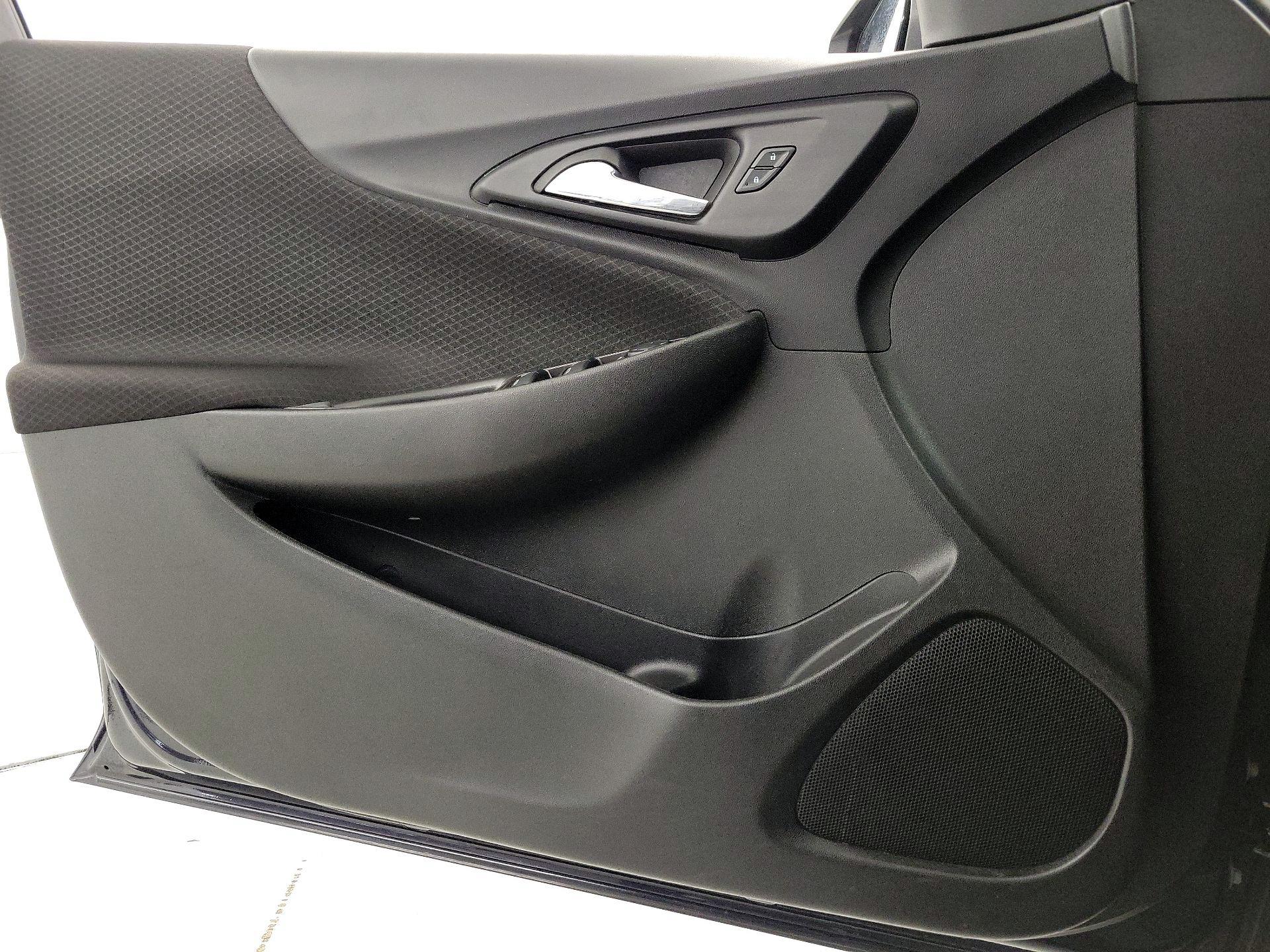 Thumbnail: 2023 Chevrolet Malibu - 12