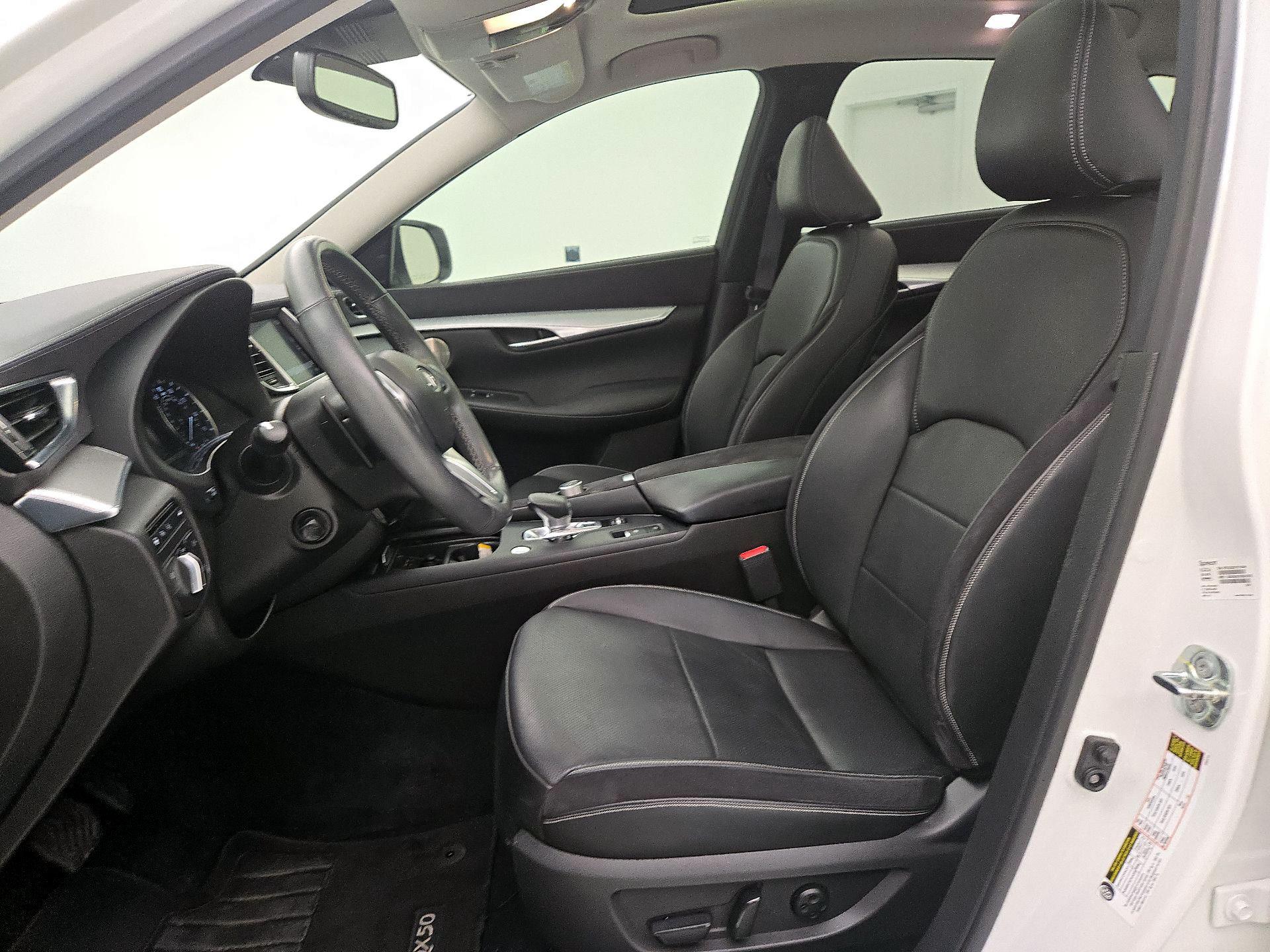 Thumbnail: 2022 INFINITI QX50 - 11