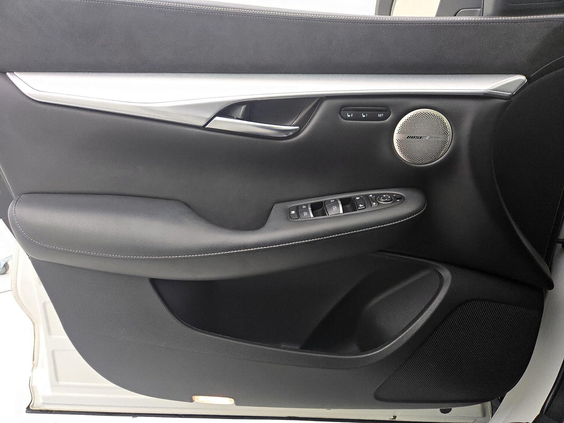 Thumbnail: 2022 INFINITI QX50 - 12