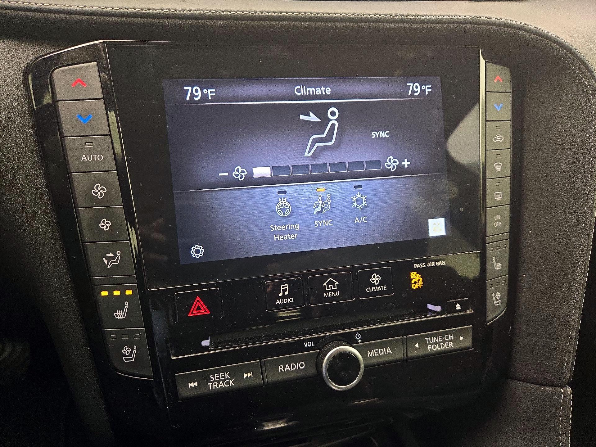 Thumbnail: 2022 INFINITI QX50 - 17