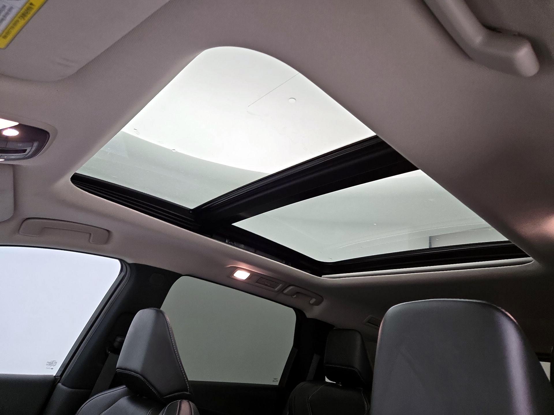 Thumbnail: 2023 INFINITI QX60 - 18