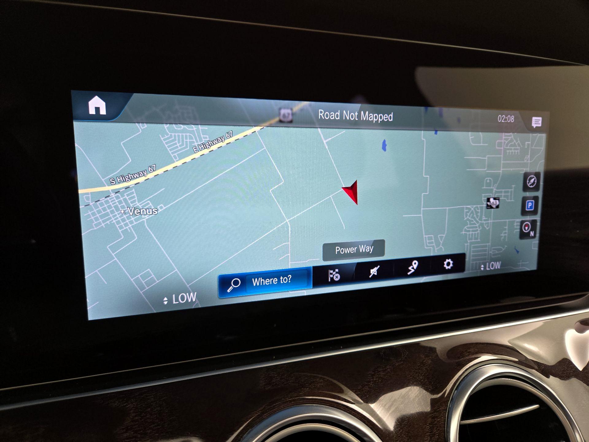 Thumbnail: 2022 Mercedes-Benz E-Class - 14