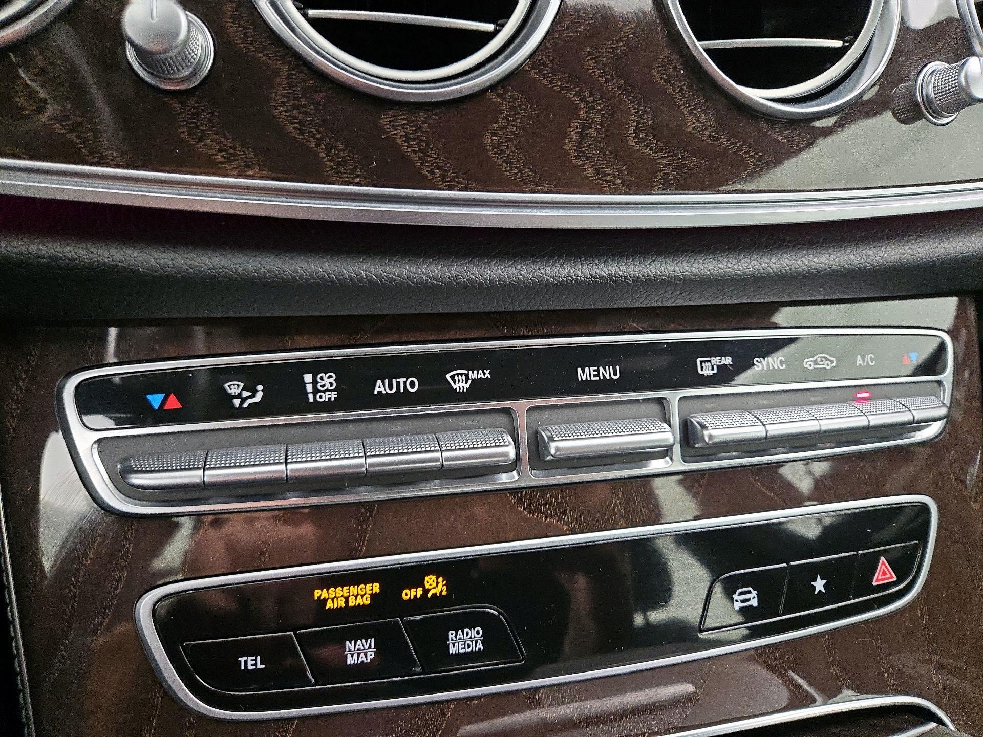 Thumbnail: 2022 Mercedes-Benz E-Class - 17