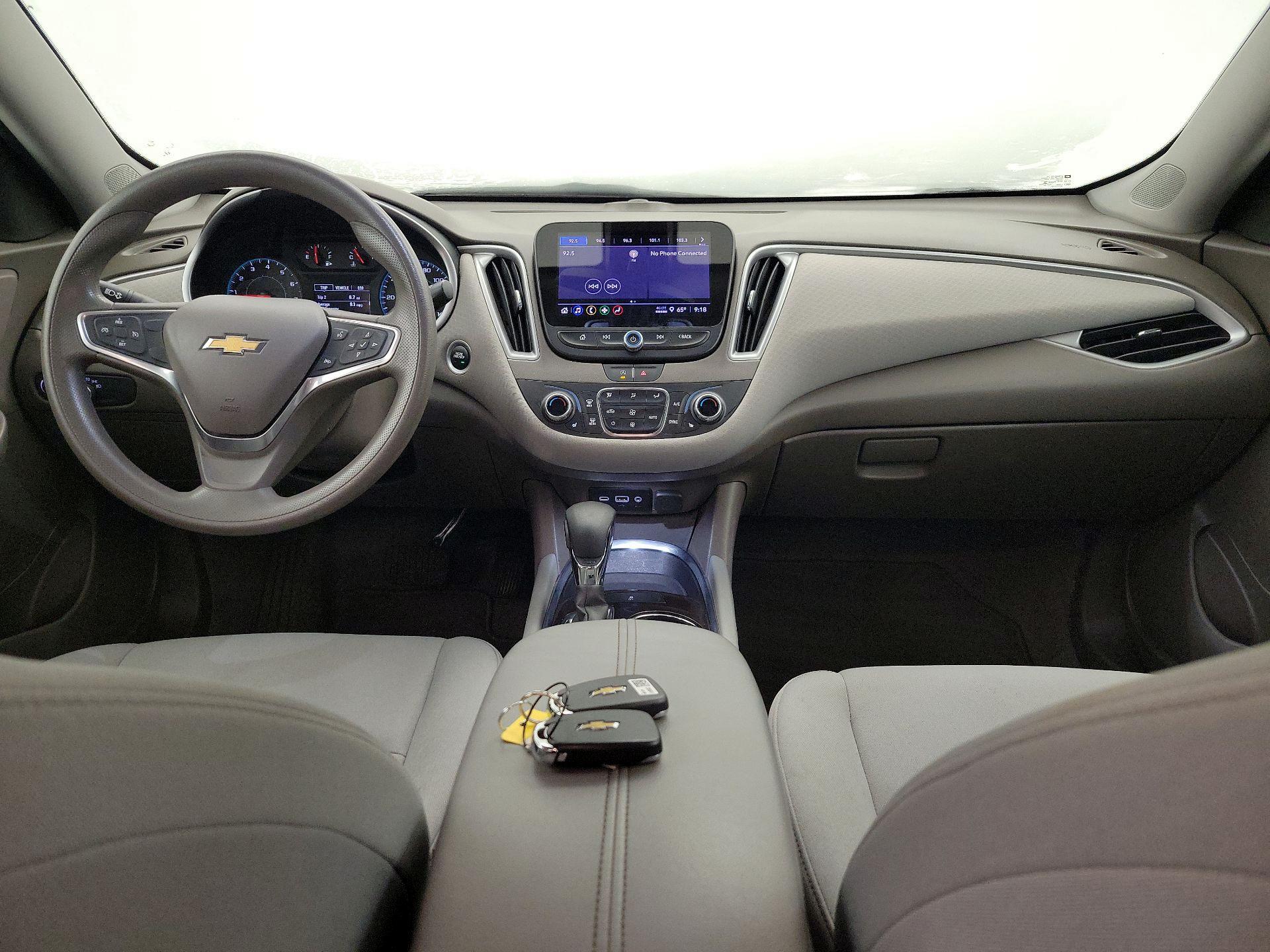 Thumbnail: 2022 Chevrolet Malibu - 9