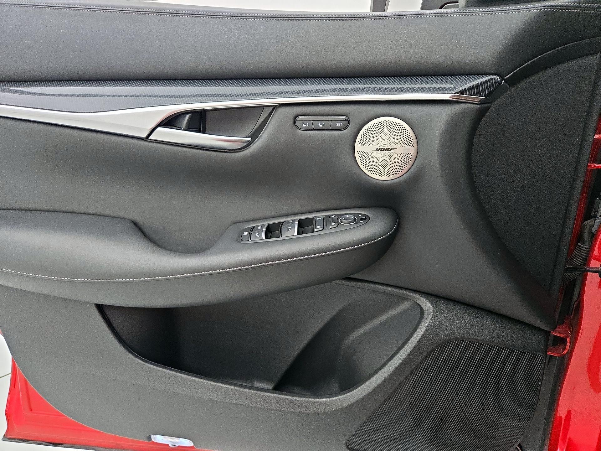 Thumbnail: 2023 INFINITI QX50 - 12