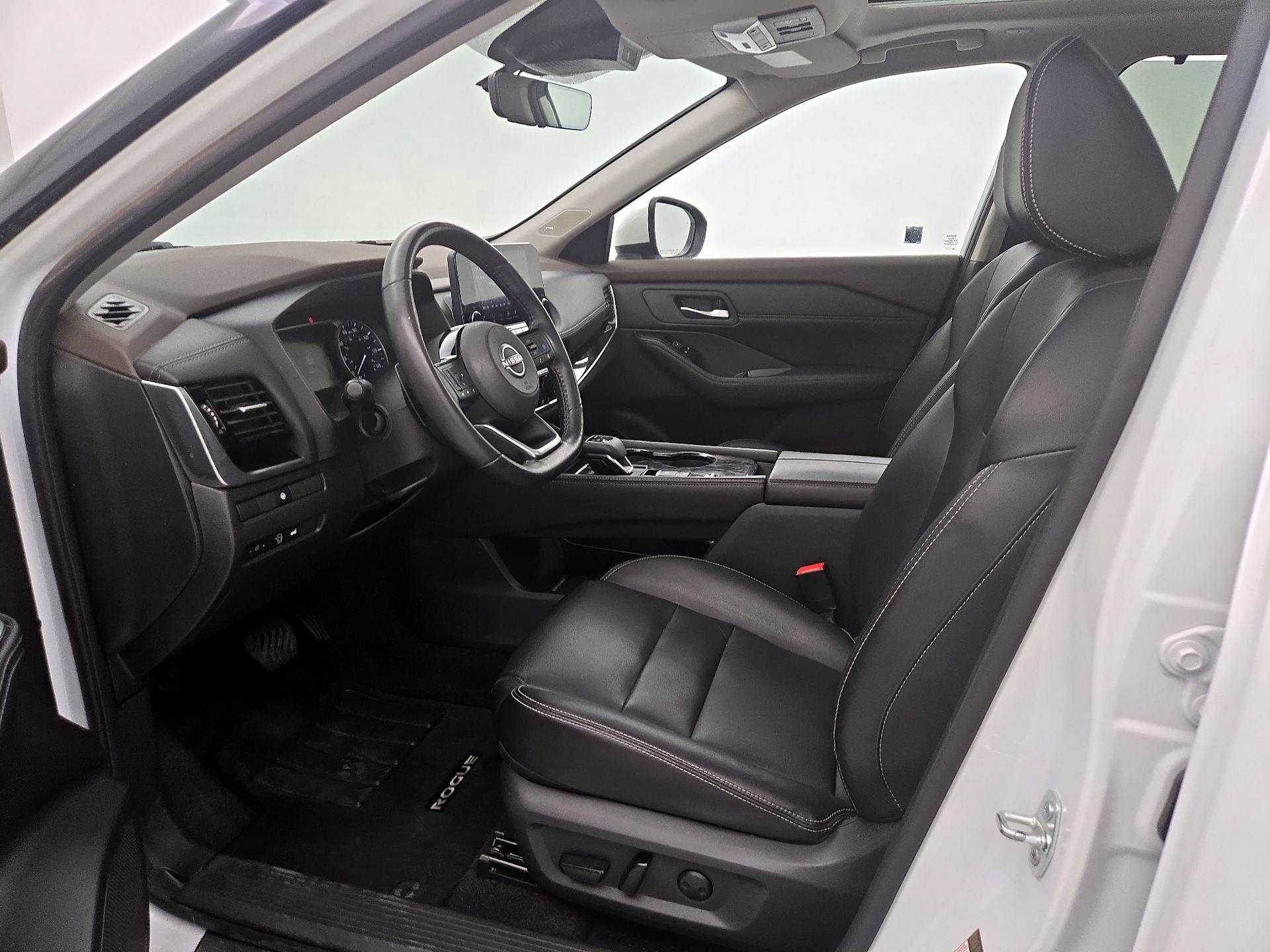 Thumbnail: 2023 Nissan Rogue - 11