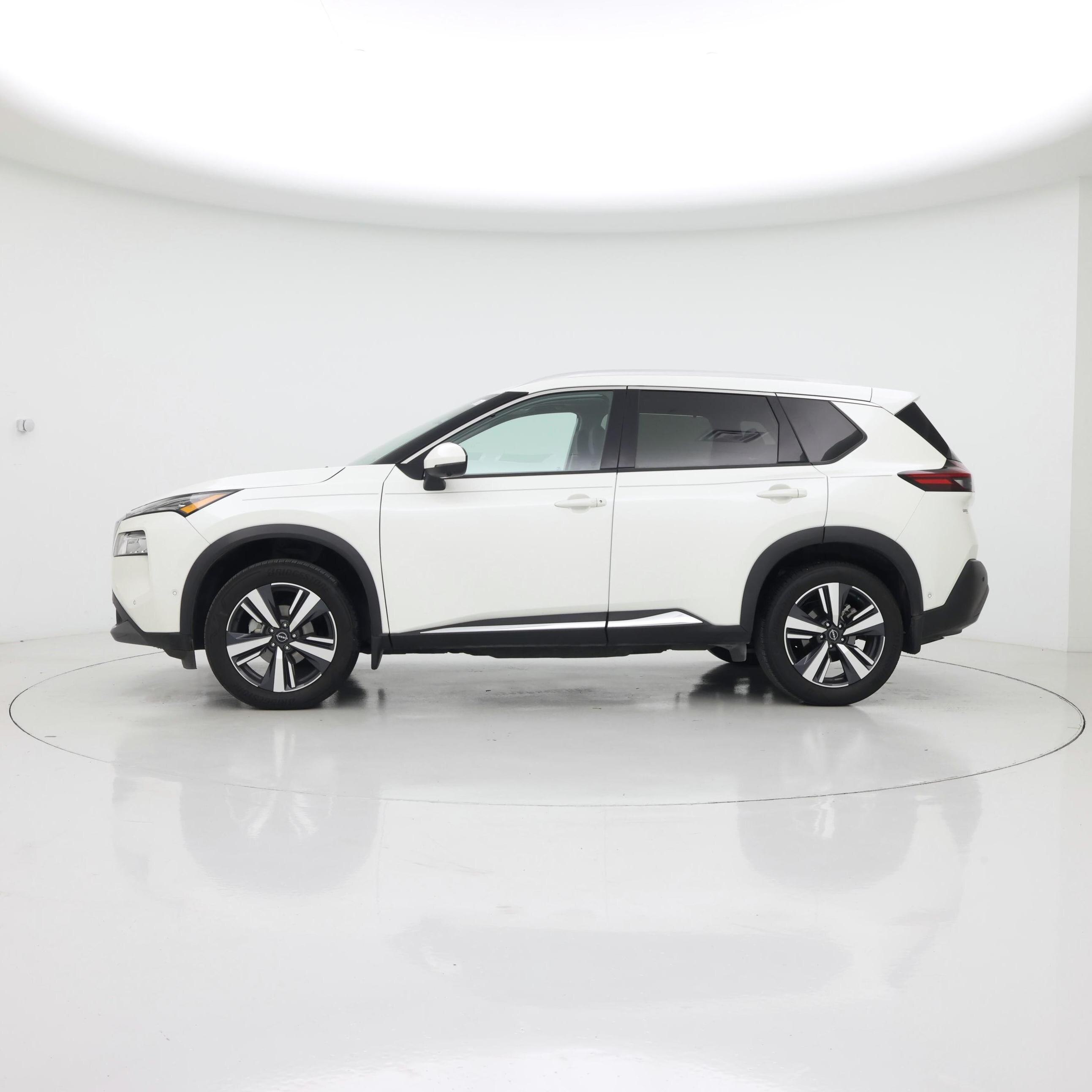 Thumbnail: 2023 Nissan Rogue - 3