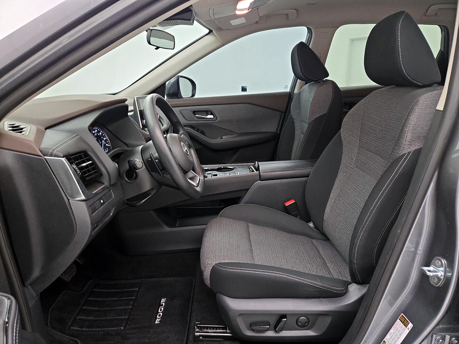 Thumbnail: 2023 Nissan Rogue - 11