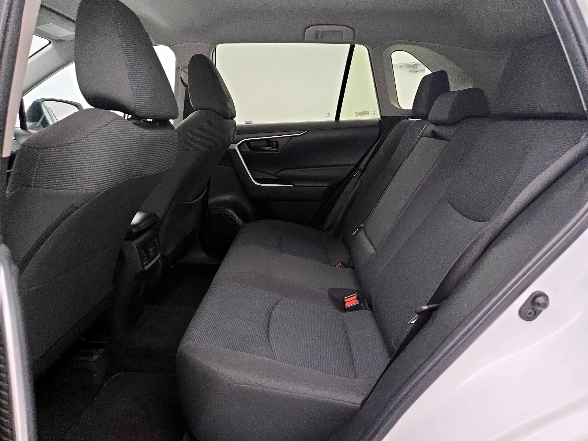 Thumbnail: 2023 Toyota RAV4 - 19