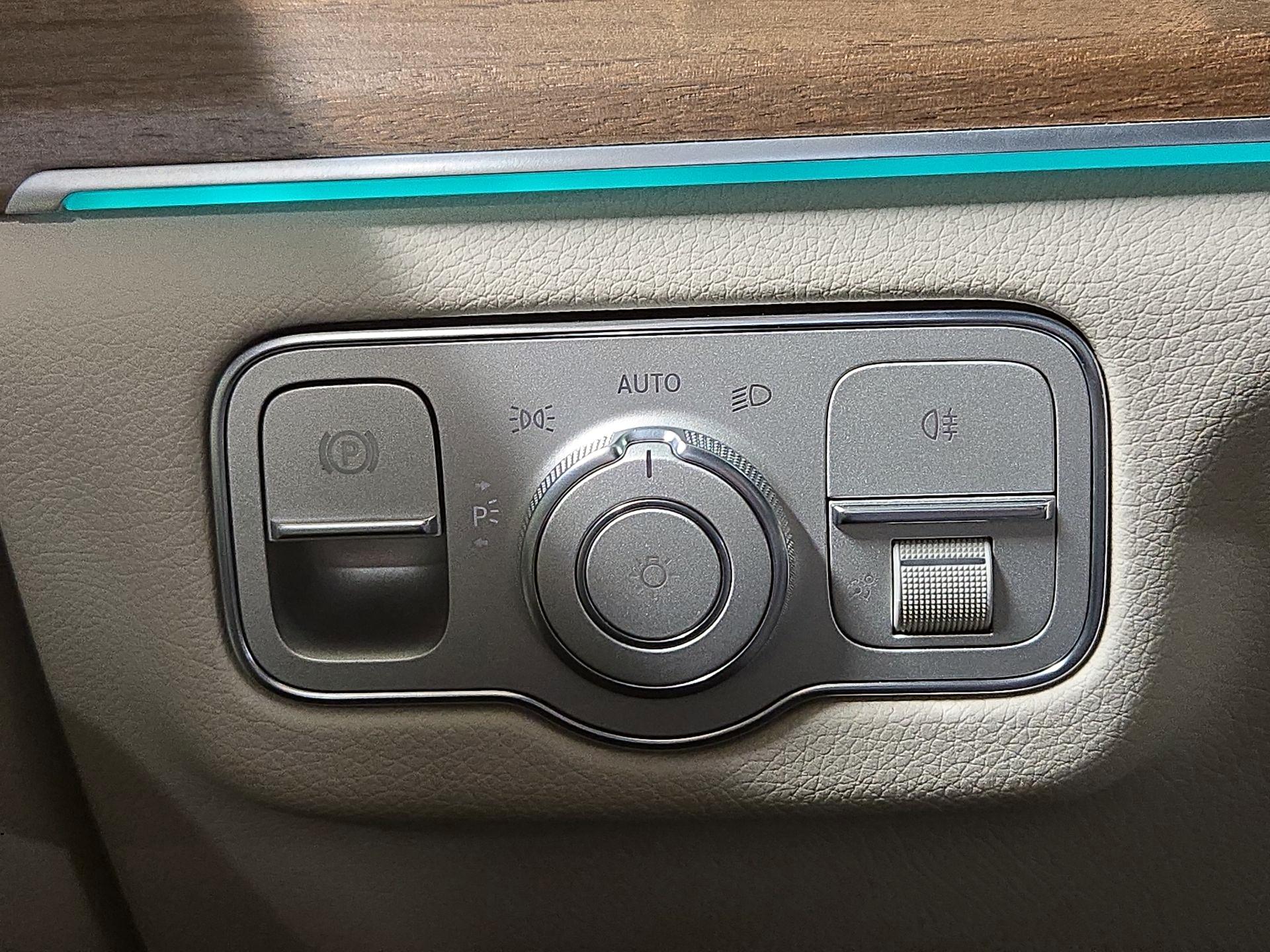 Thumbnail: 2020 Mercedes-Benz GLE - 13