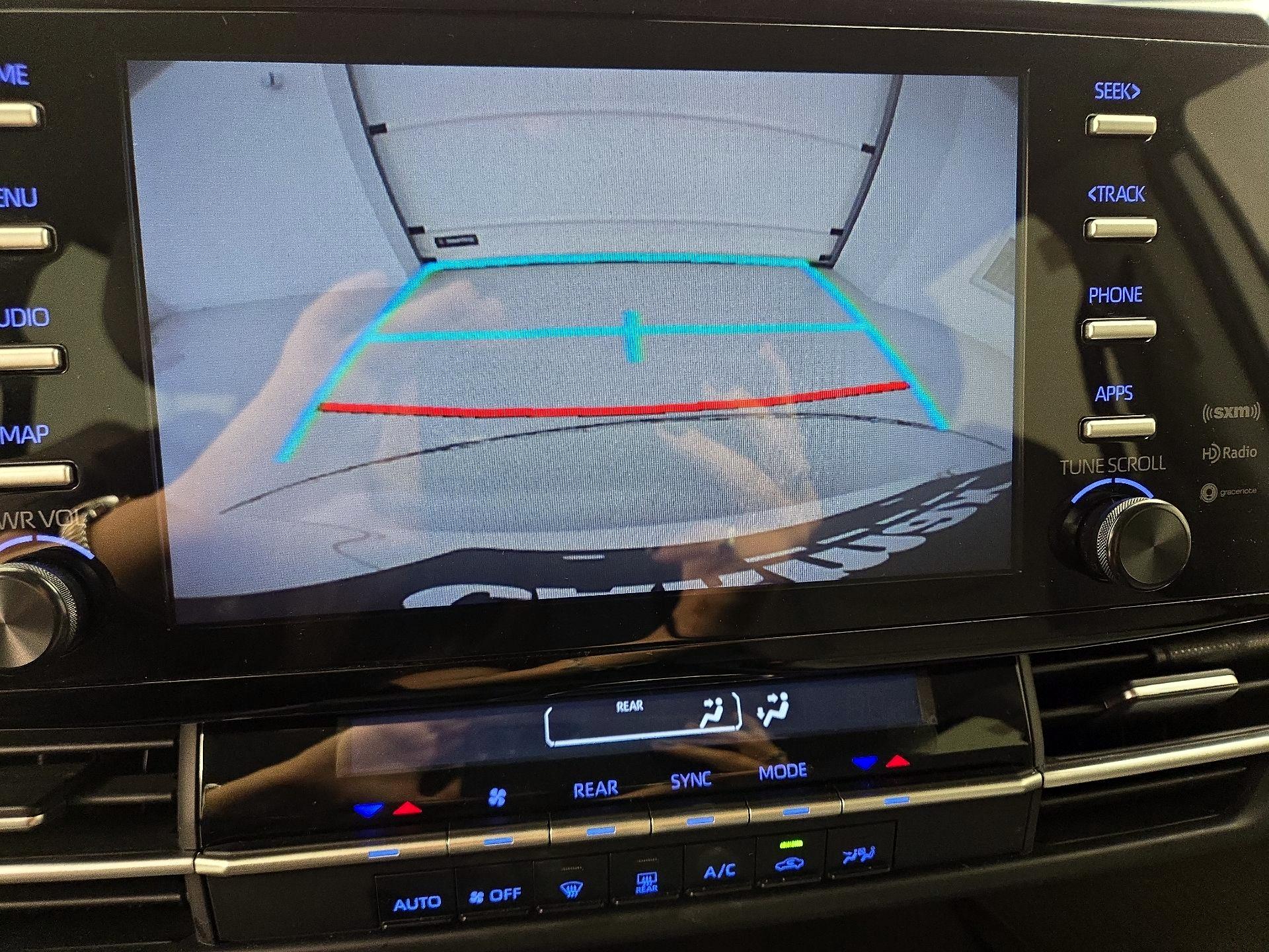 Thumbnail: 2021 Toyota Sienna - 14