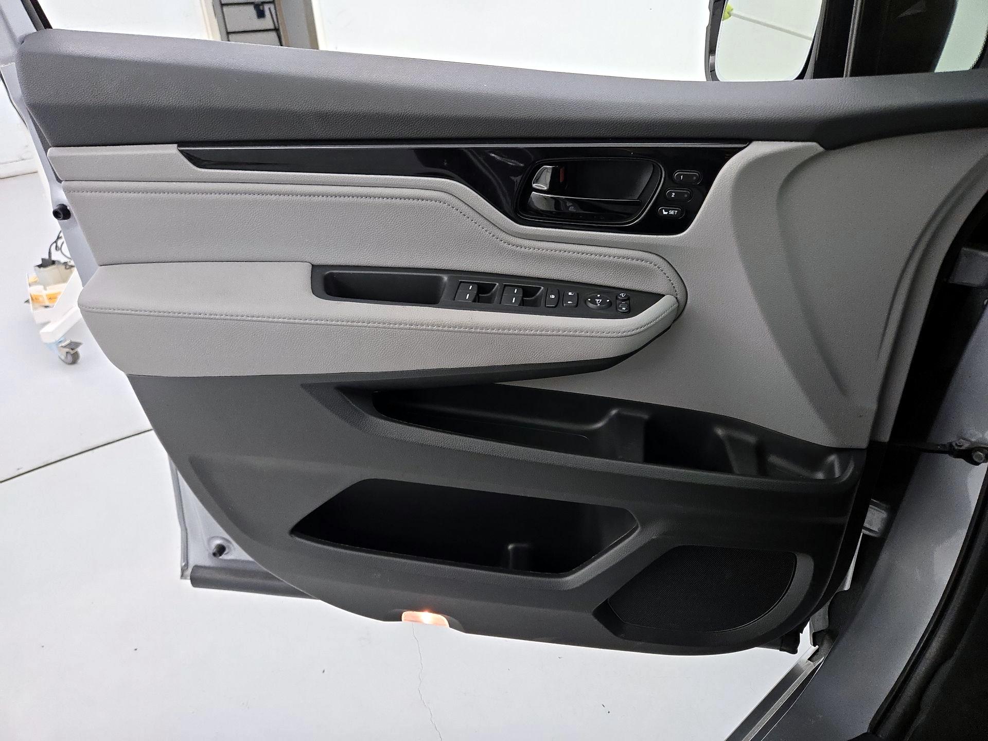 Thumbnail: 2022 Honda Odyssey - 12