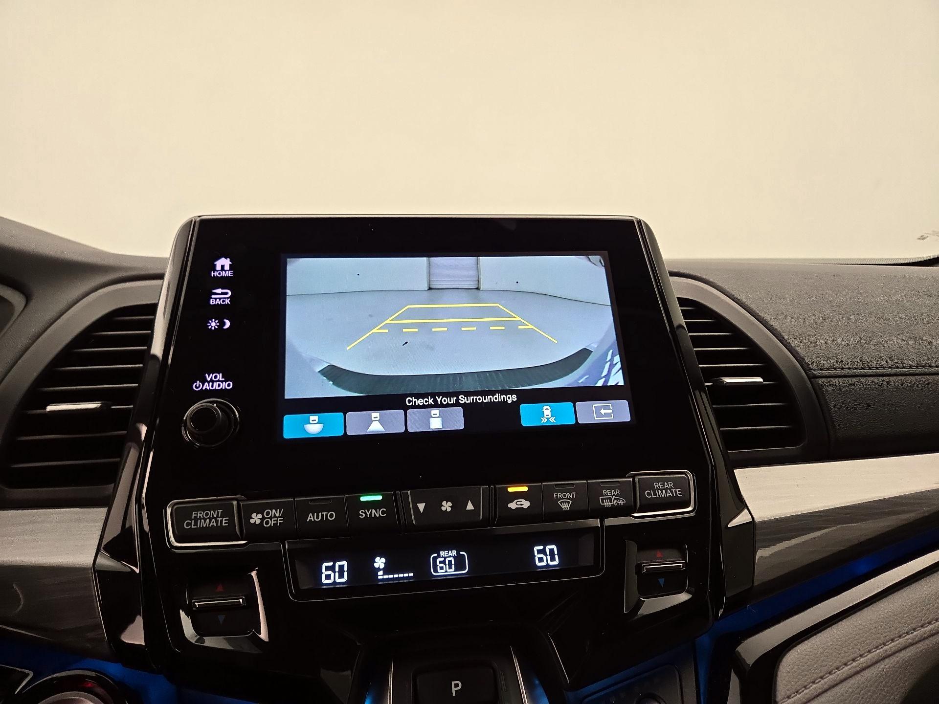 Thumbnail: 2022 Honda Odyssey - 15