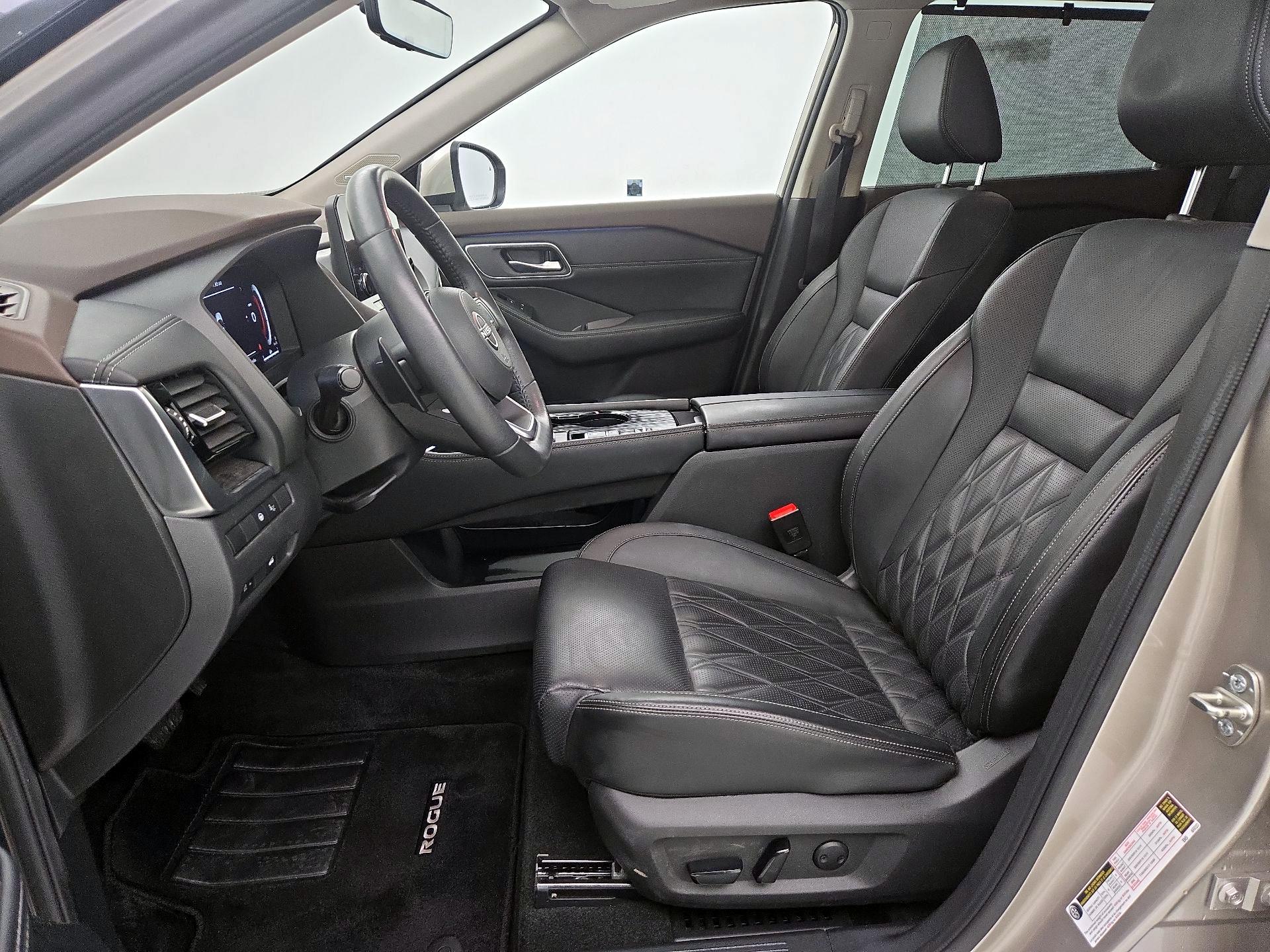 Thumbnail: 2023 Nissan Rogue - 11