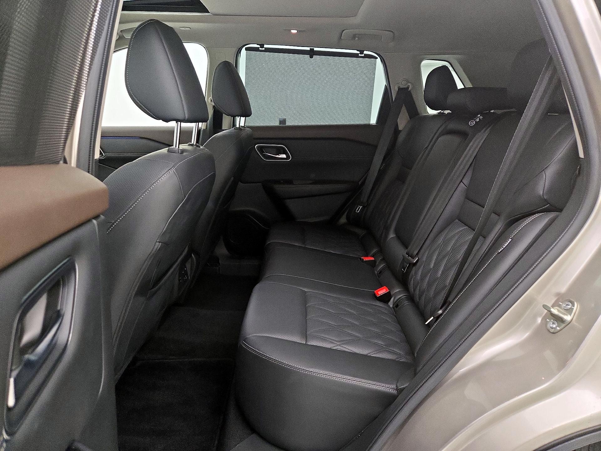 Thumbnail: 2023 Nissan Rogue - 20