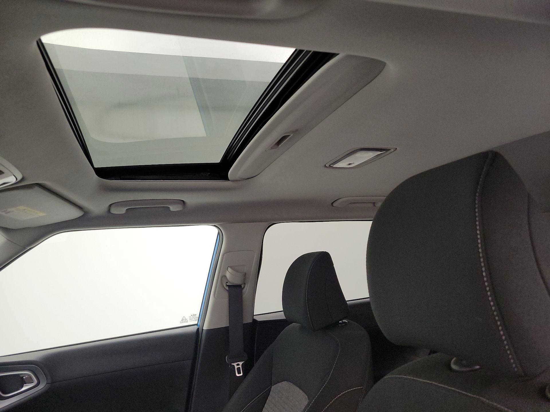 Thumbnail: 2023 Kia Soul - 18