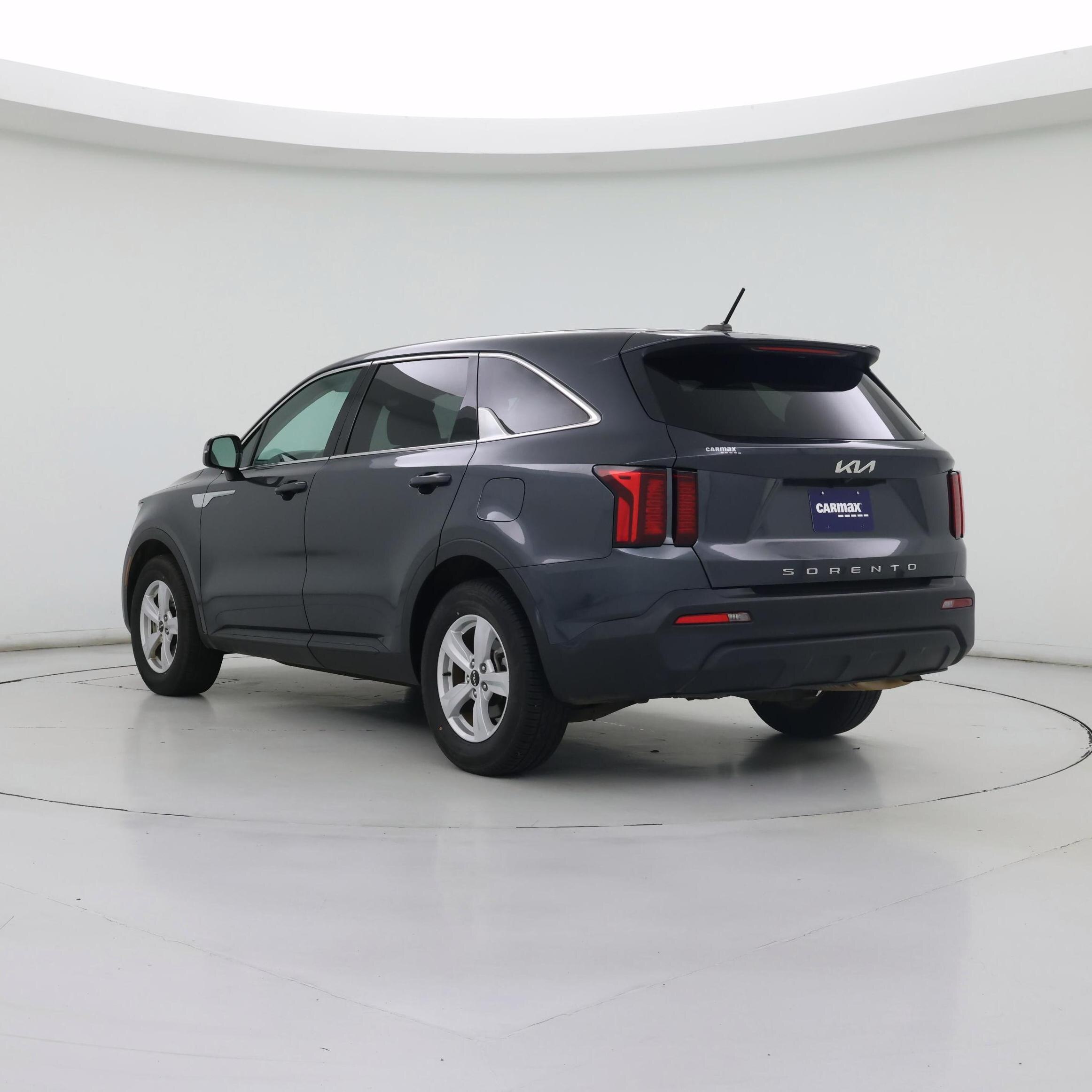 Thumbnail: 2022 Kia Sorento - 2